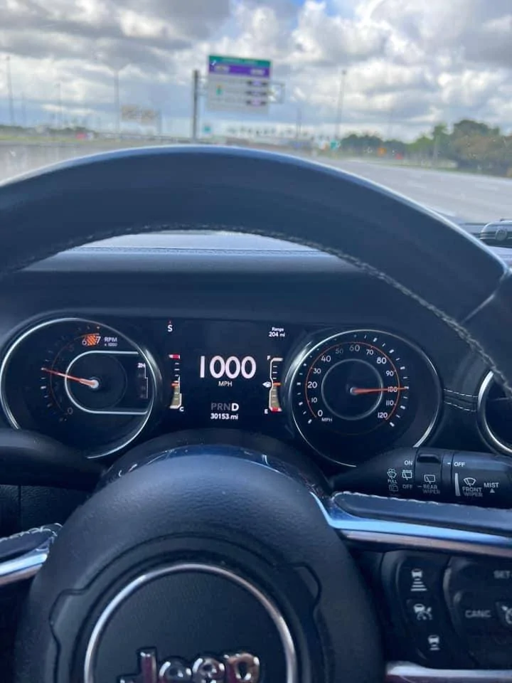 Jeep Wrangler JL Top speed. 1000mph