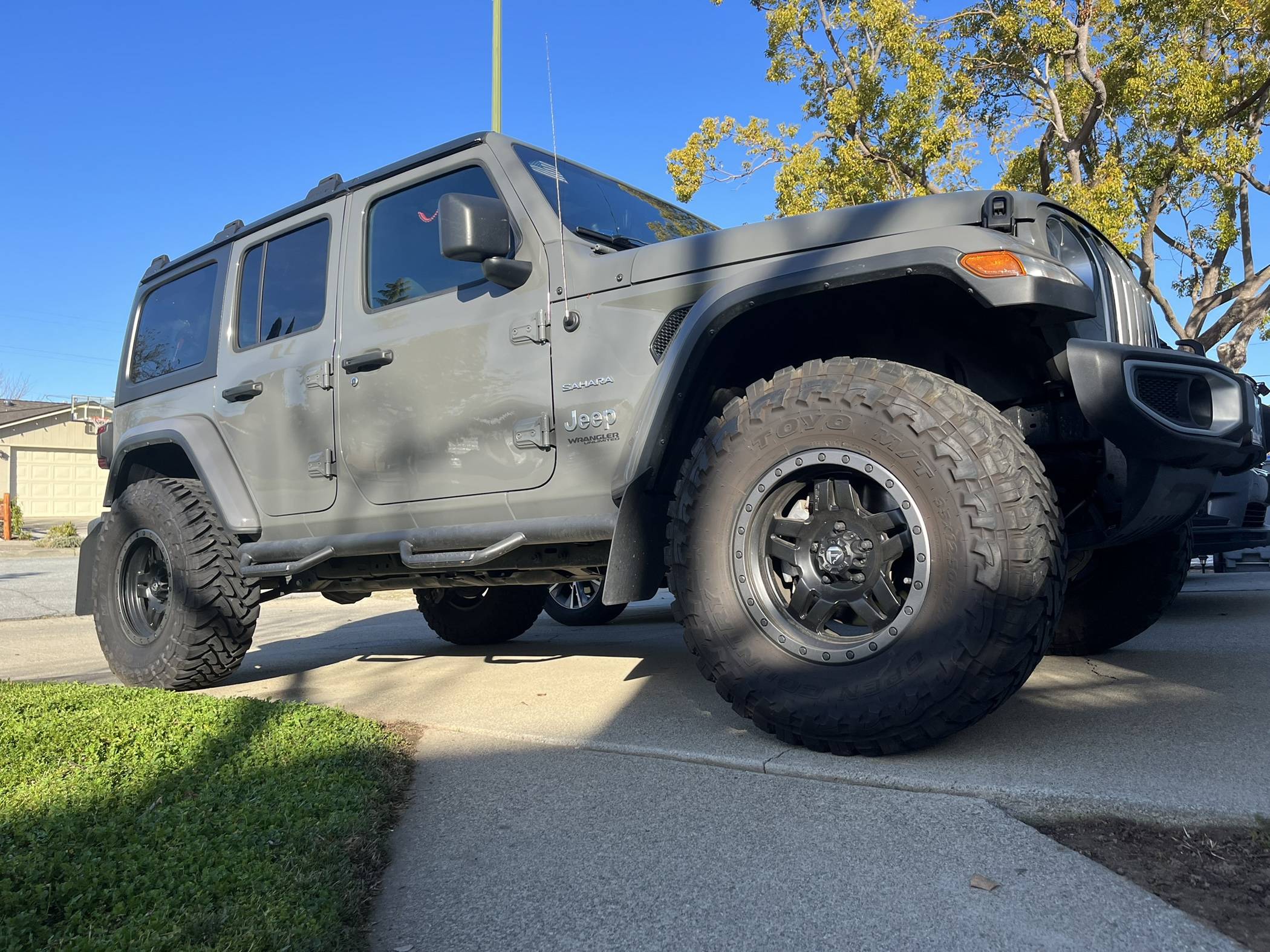 Jeep Wrangler JL JEEP JL Side Steps recommendations? FCC6EADB-B8B5-4219-811E-E787F3345341