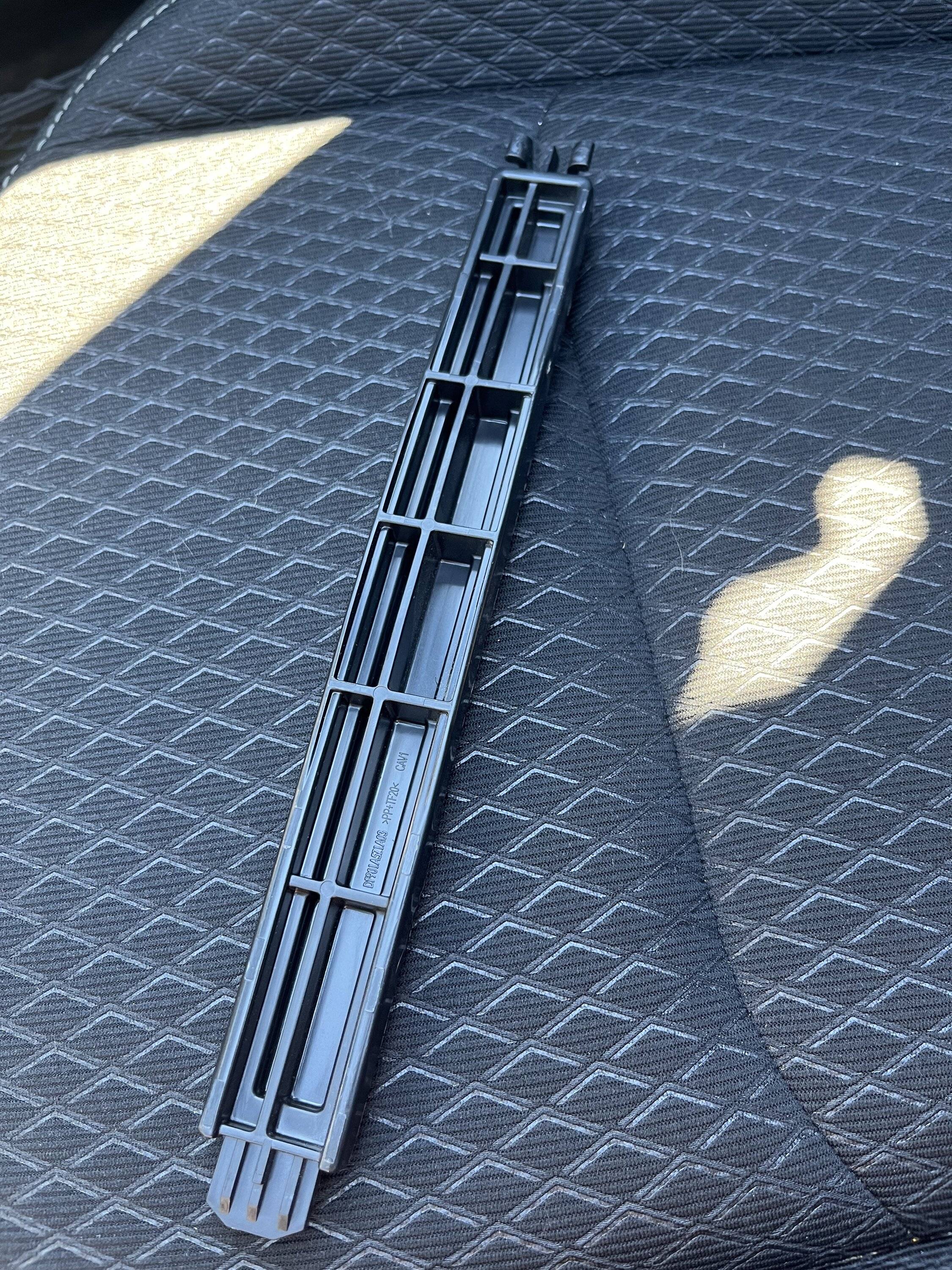 Jeep Wrangler JL My turn…where does this go? 478C753E-0E0D-46F5-924A-7158E195D5CD