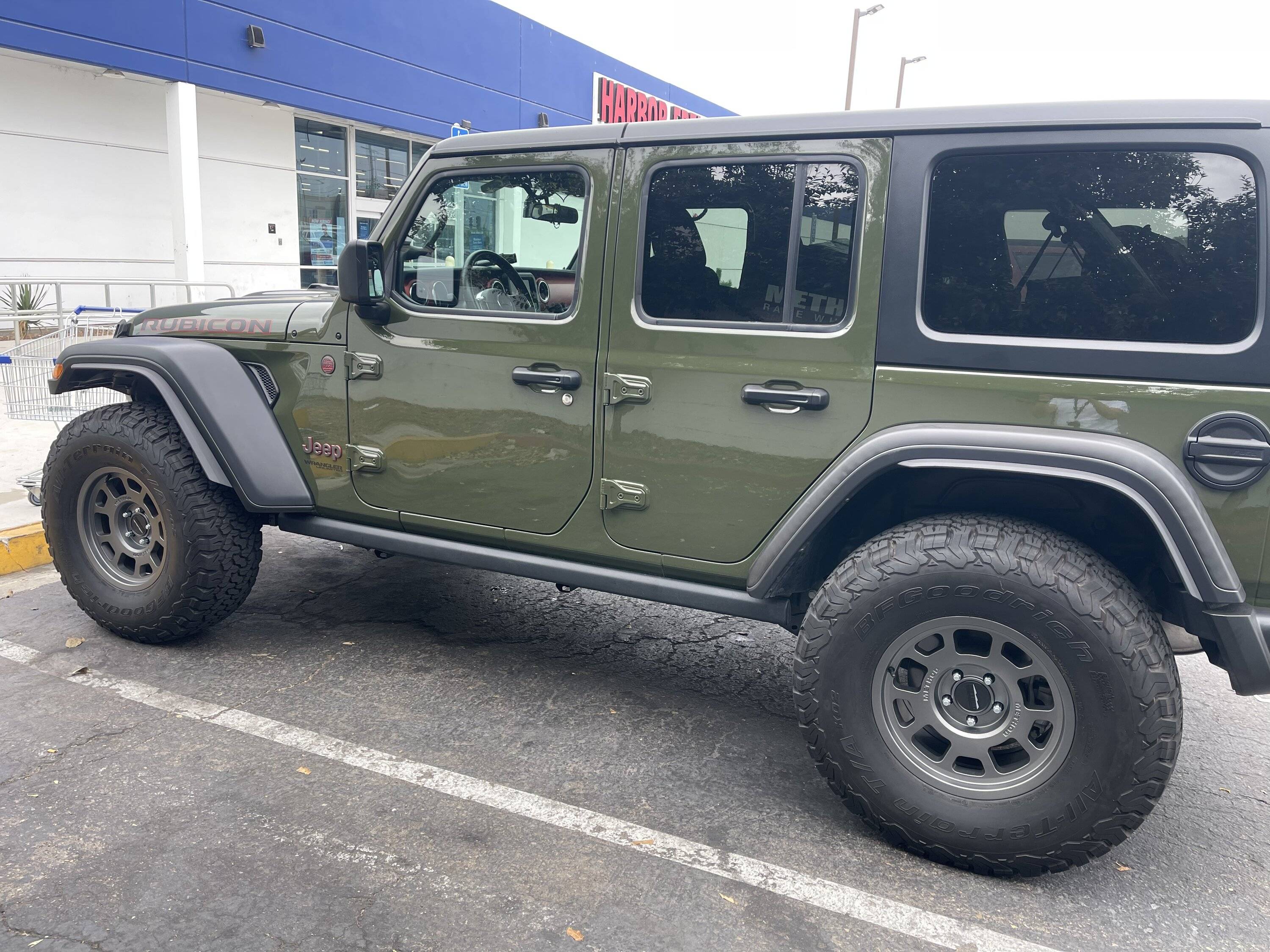 Jeep Wrangler JL JL Rubicon on Method Wheels...let's see em! AE19652C-2874-4E1D-94E1-DB9030215170