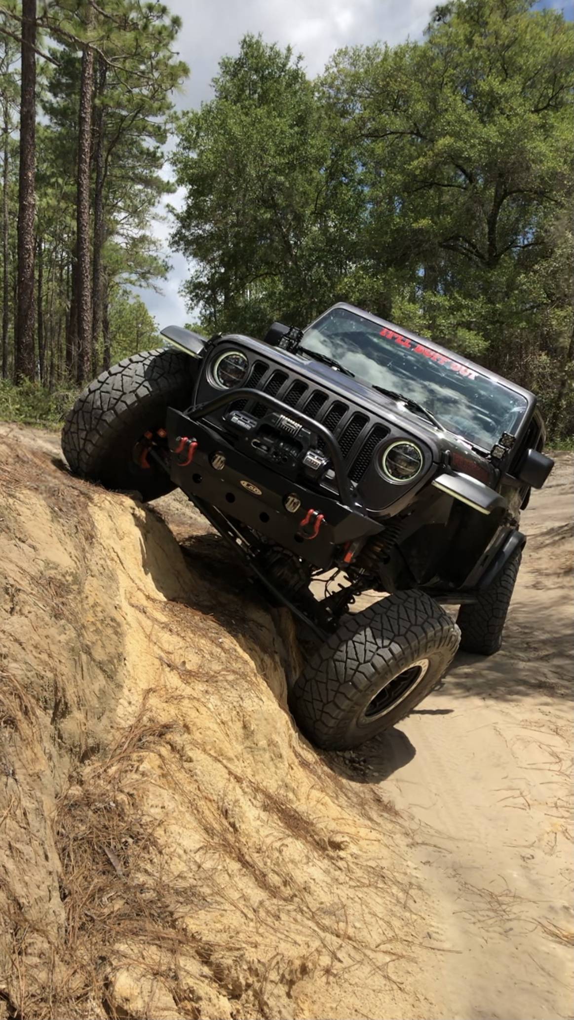 Jeep Wrangler JL Crystal Rubi build… F69C23BF-8DE9-4211-963B-9E0C2392647A