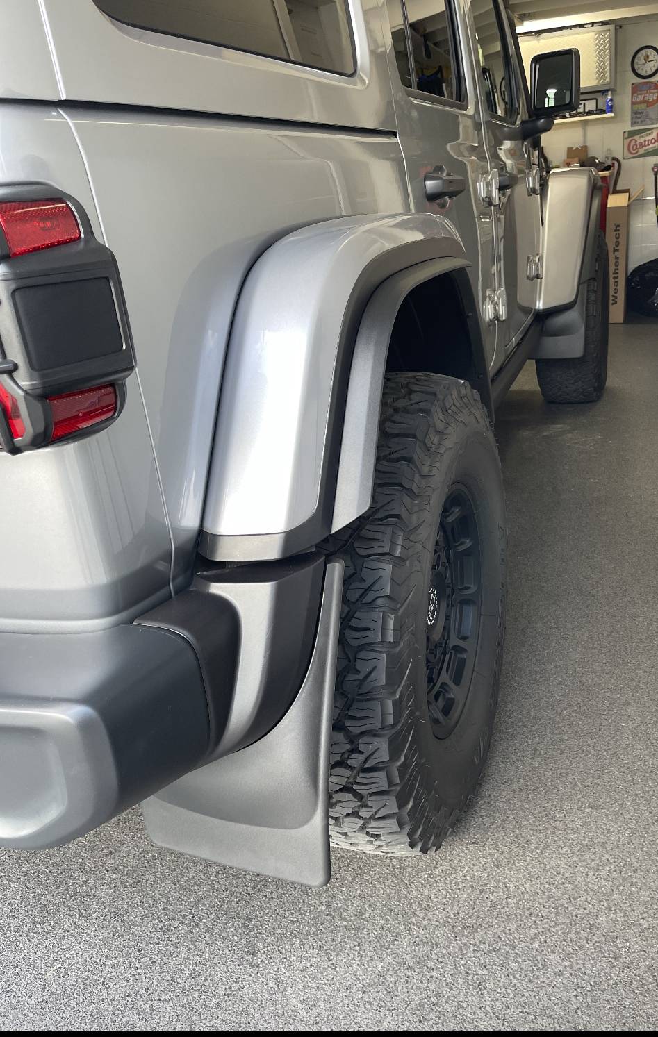 Jeep Wrangler JL Weathertech Mudflaps on Xtreme Recon DB035D25-DB65-43EA-9115-E7AAC632E16C