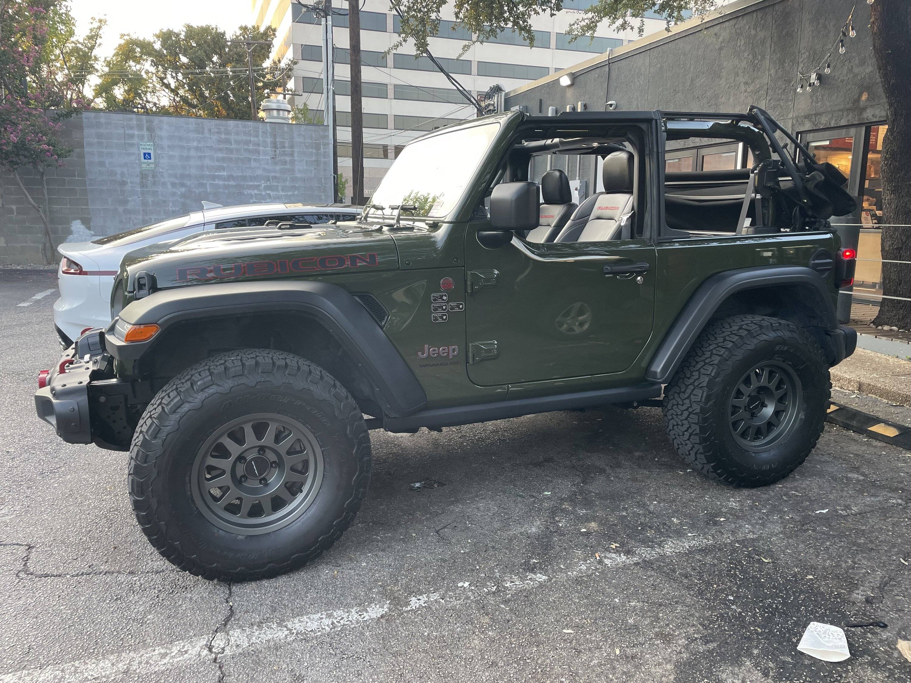 Jeep Wrangler JL JL Rubicon on Method Wheels...let's see em! 1662877368058