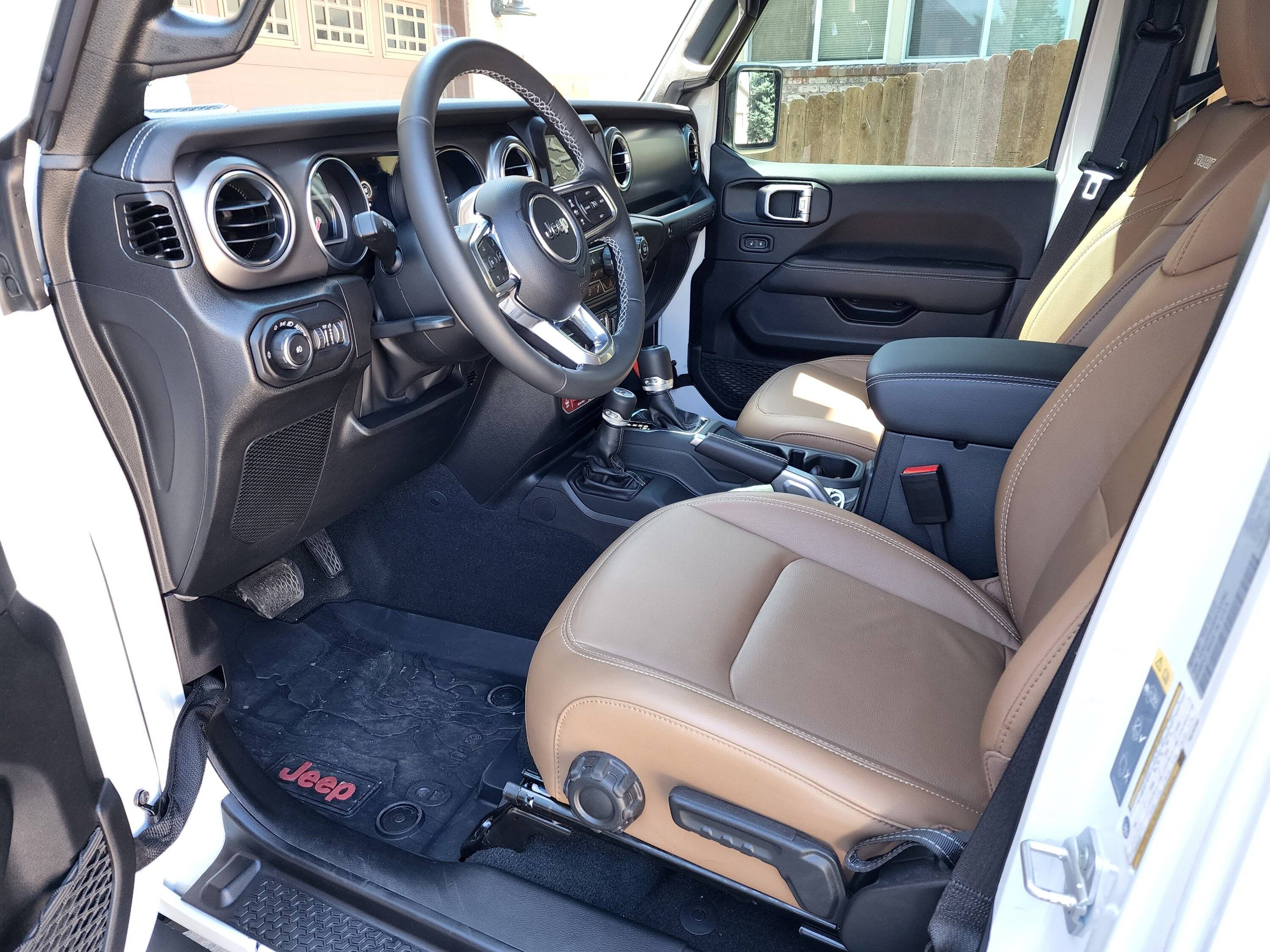 Jeep Wrangler JL 2023 Waiting/Venting Room 20220730_105106