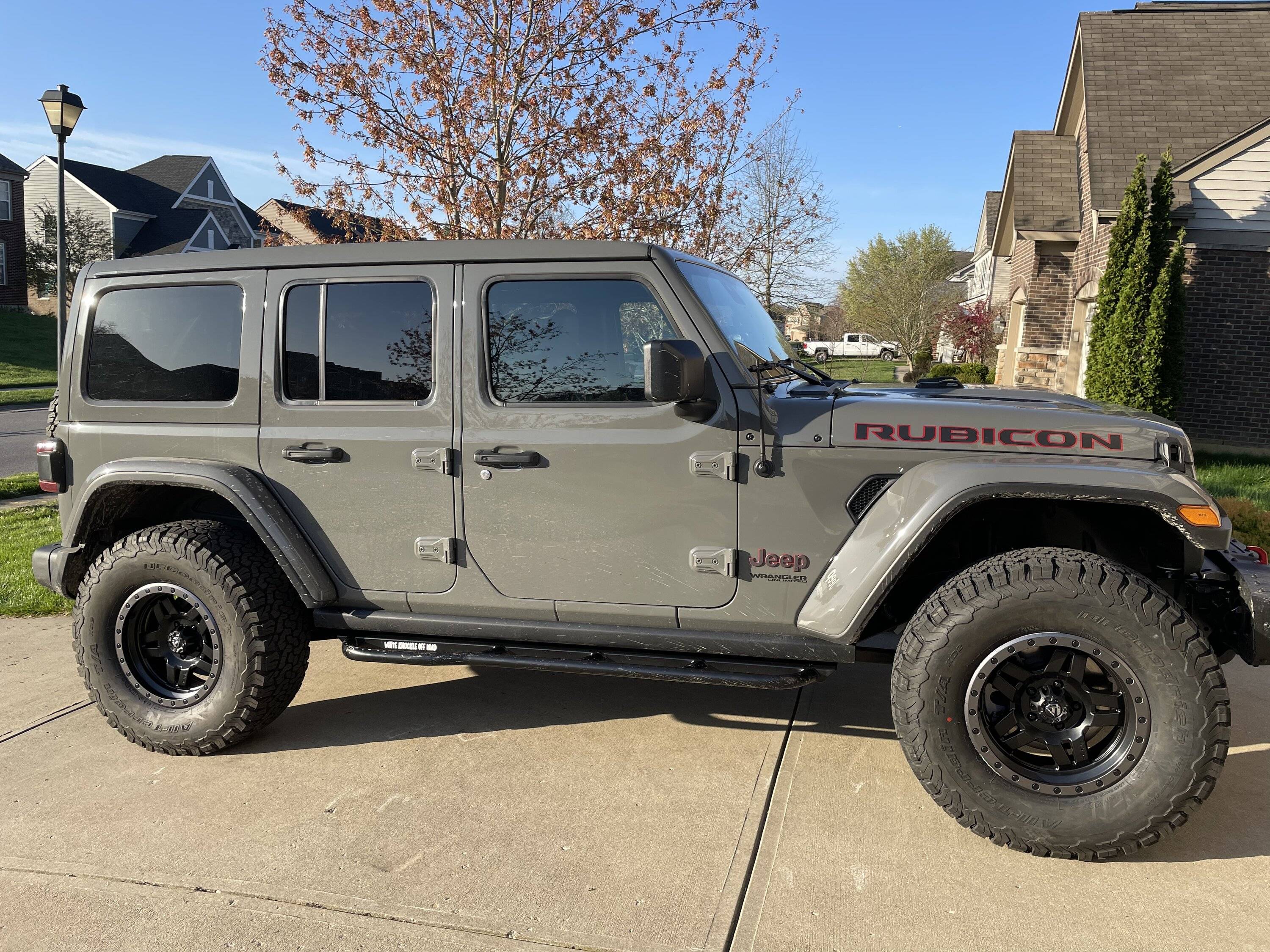 Jeep Wrangler JL Looking for side steps/rock sliders. Lets see them 820D9AB1-DC4B-4F80-B7E2-807C3AB15165