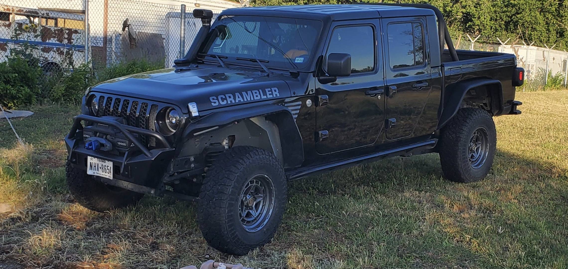 Jeep Wrangler JL Looking for side steps/rock sliders. Lets see them Screenshot_20220528-124814_Gallery