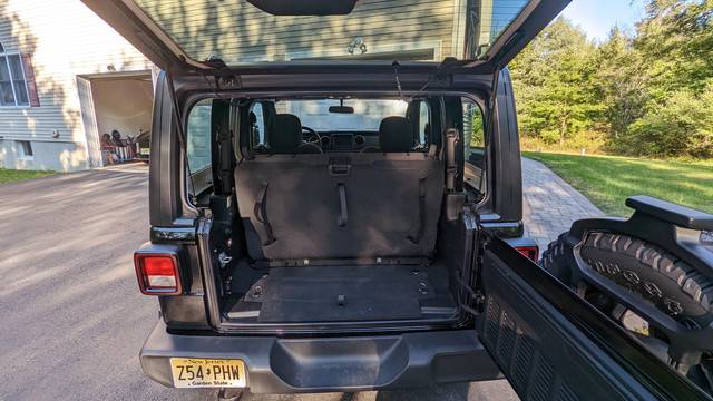 Jeep Wrangler JL 2022 Jeep Wrangler Willys 2dr PXL-20220915-210804549