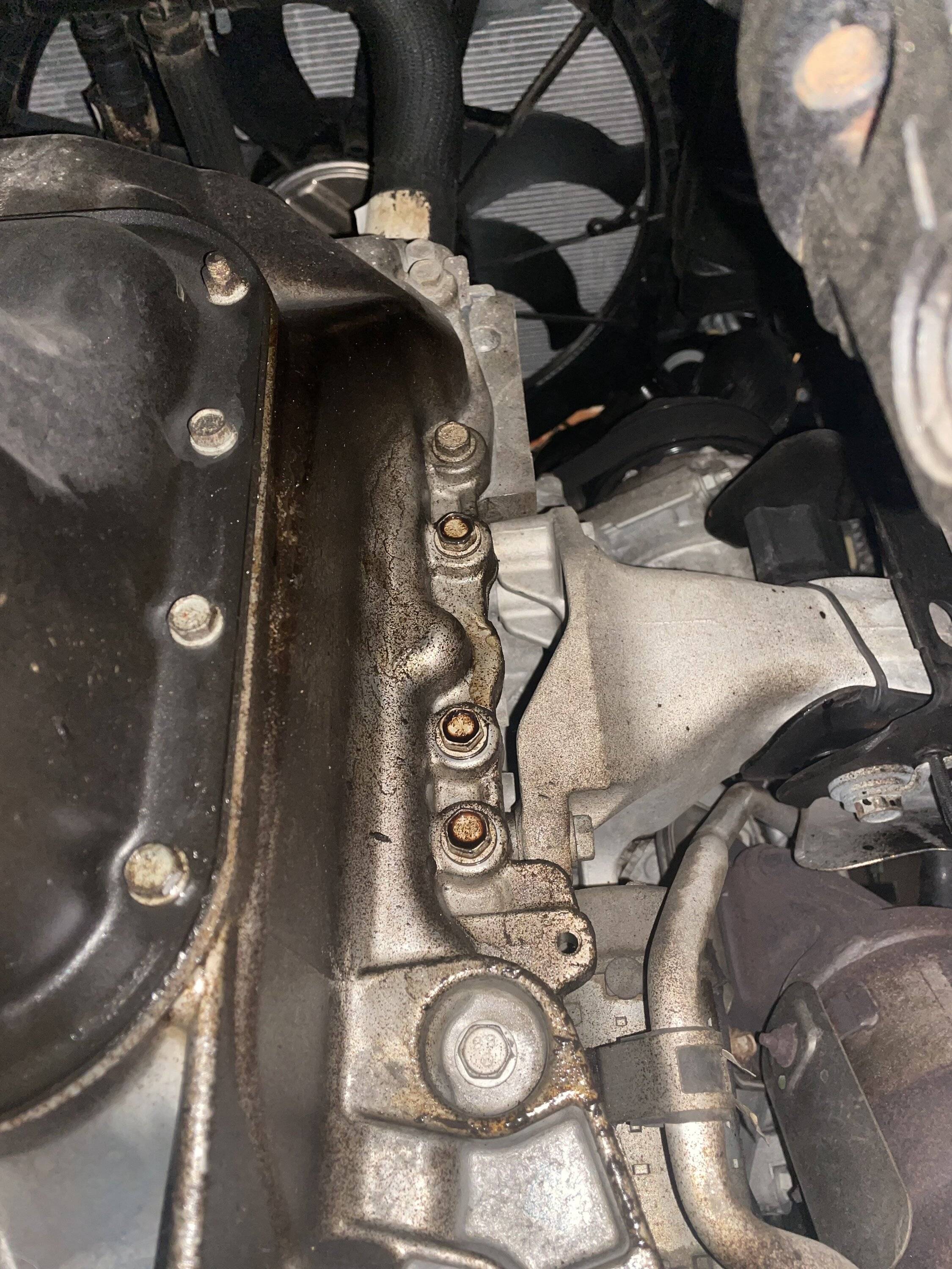 Jeep Wrangler JL Oil leaking? IMG_4012