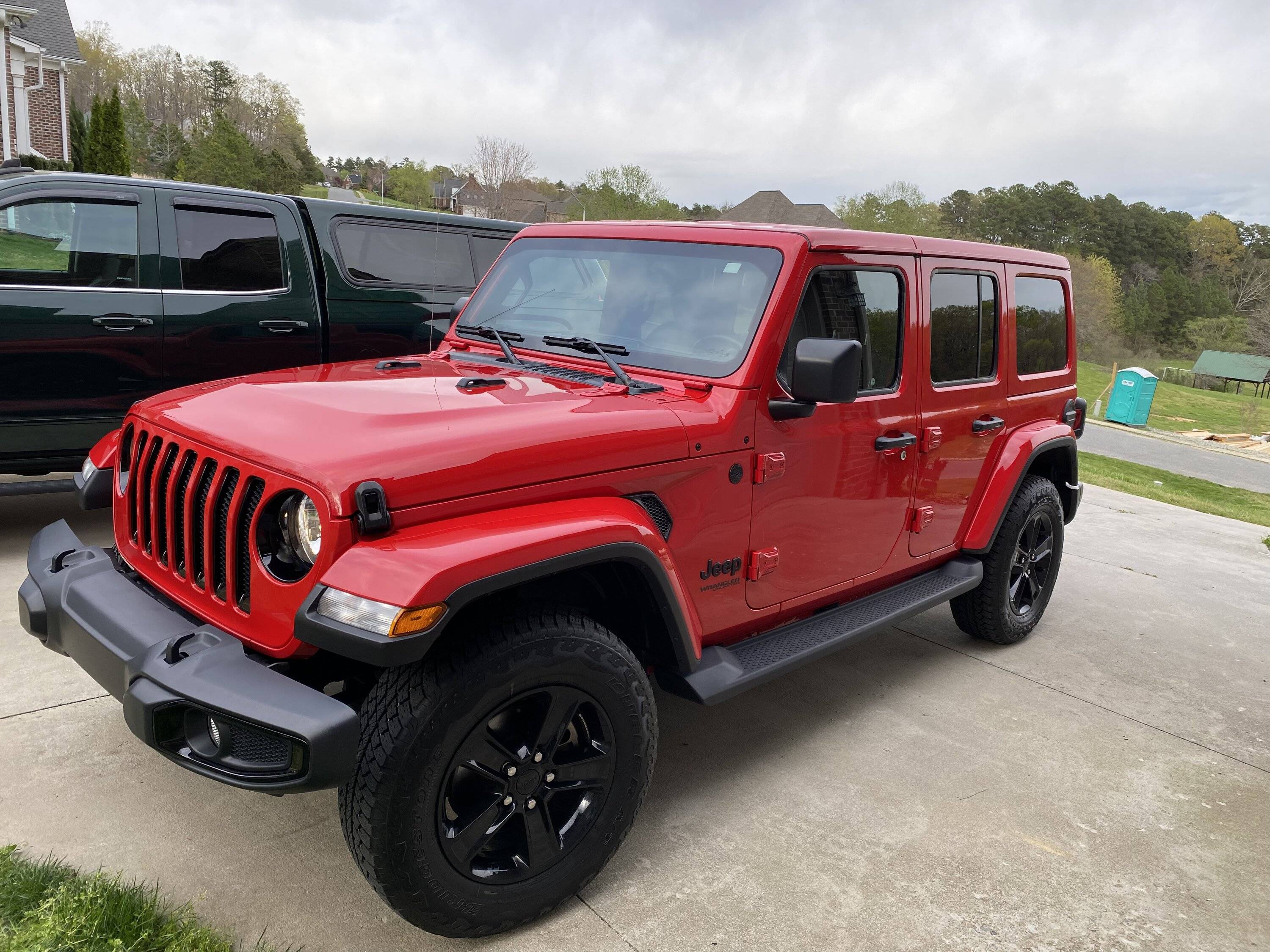 Jeep Wrangler JL Blackout options 4CD76044-8E2C-42E5-BE4E-DC805E68E4D9