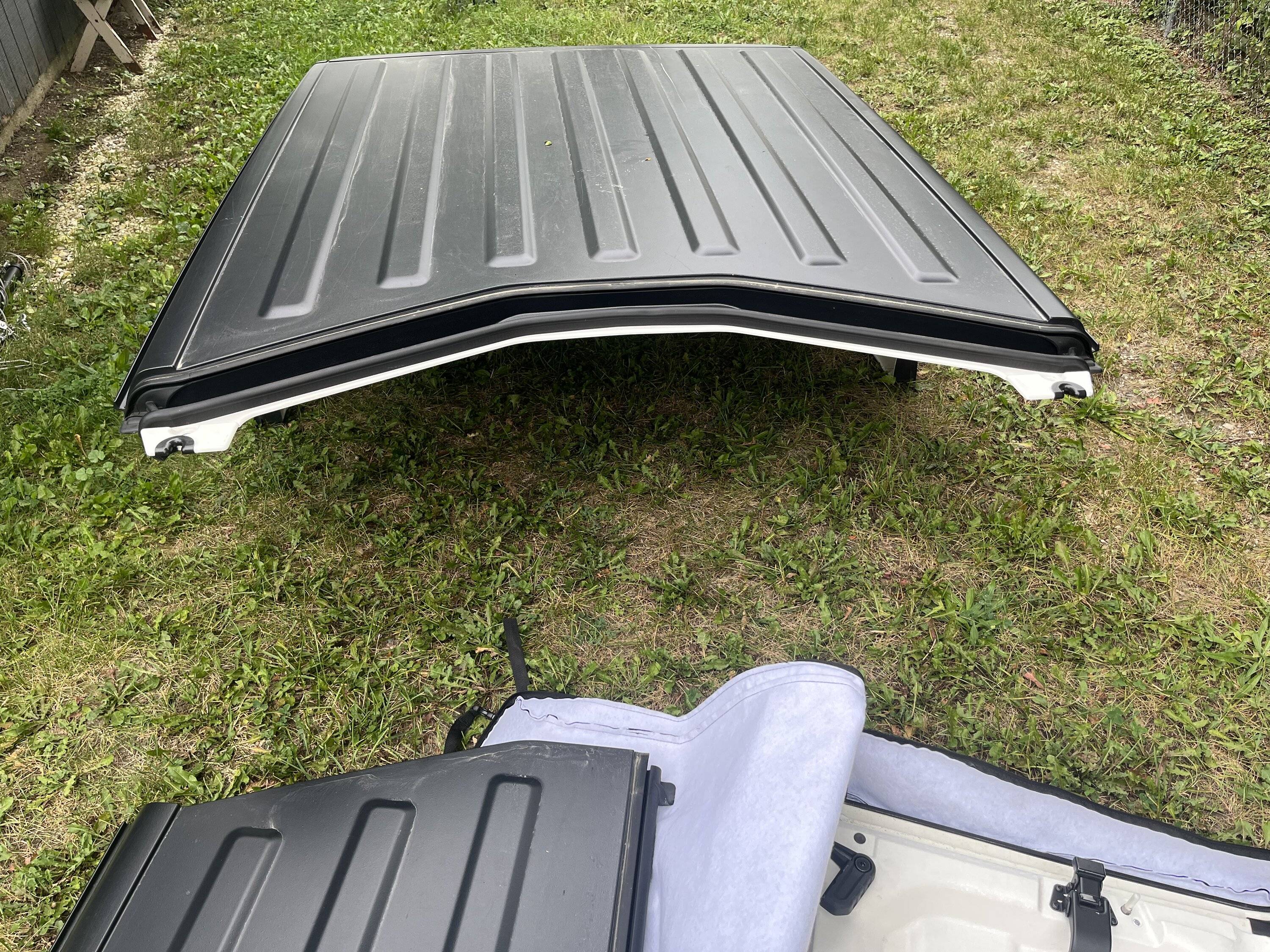 Jeep Wrangler JL WTS/wtt Damaged hardtop 09201167-807B-4424-8C55-CB97623D2674