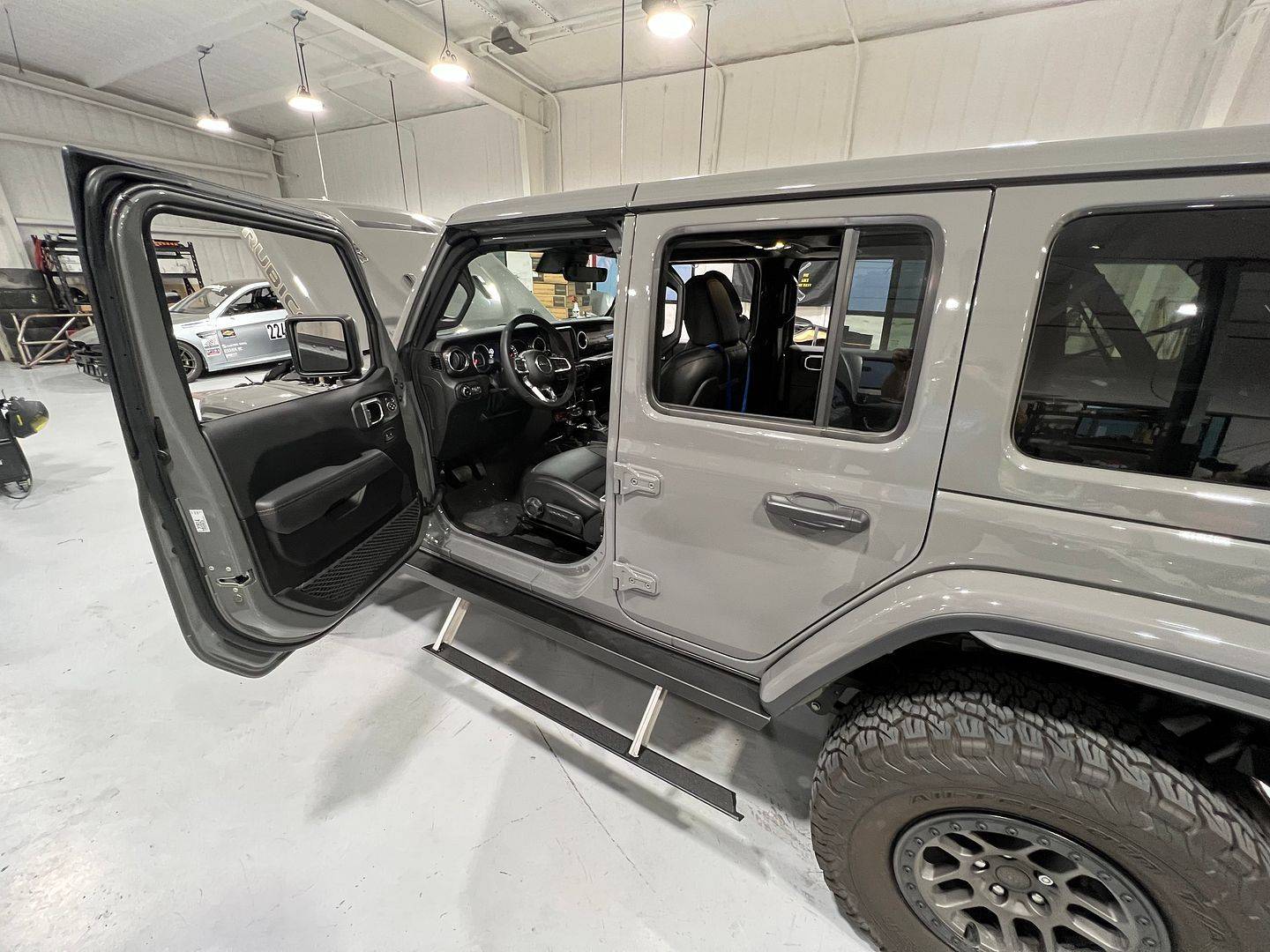 Jeep Wrangler JL Looking for side steps/rock sliders. Lets see them 001(1)