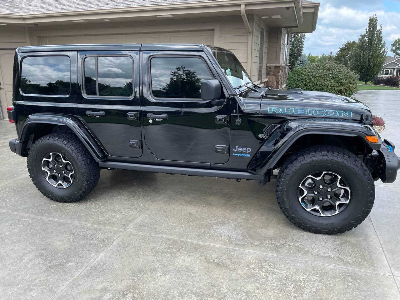 Jeep Wrangler JL No more XR package? 68236902066__9B82684D-FEF7-4385-88A5-B3B928B082D4
