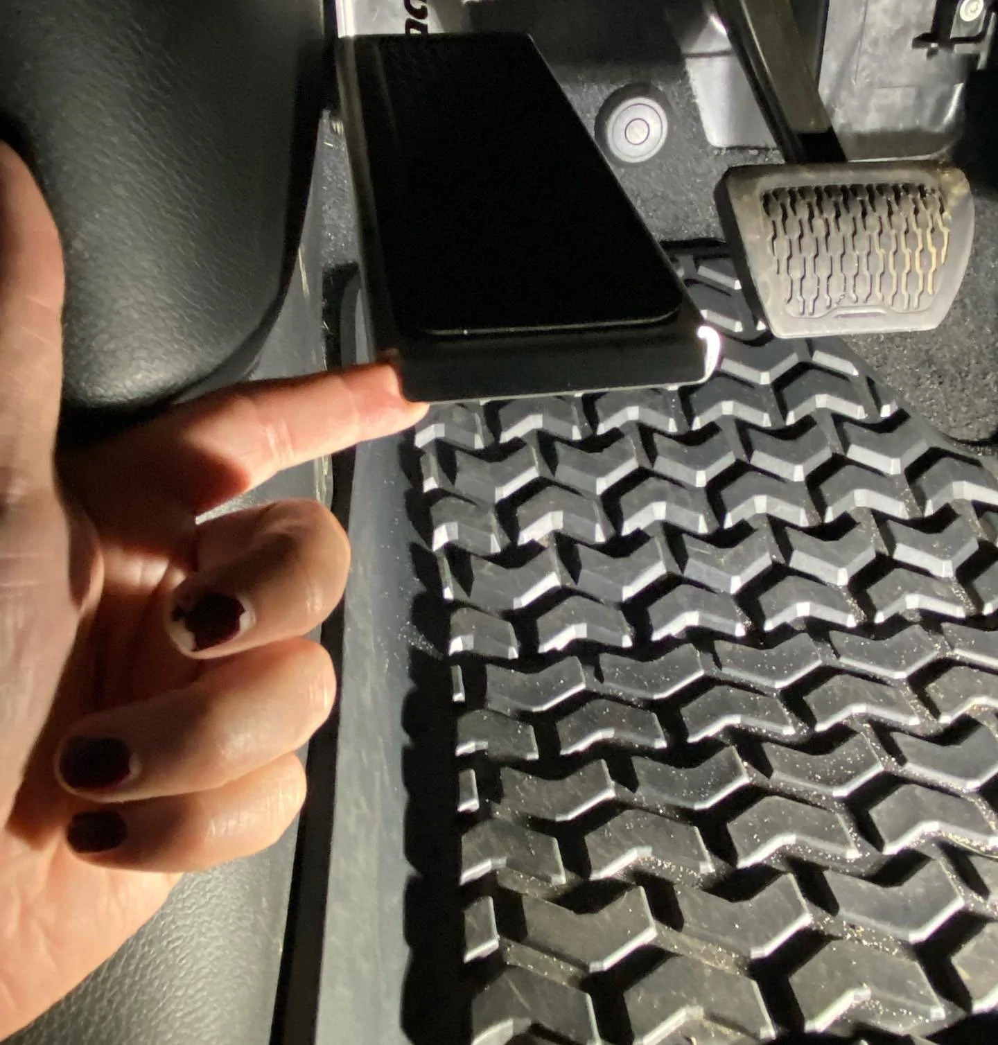 Jeep Wrangler JL Another dead pedal thread?!?! 6F9CF62E-89E8-4969-8B39-8C23179BEE6D