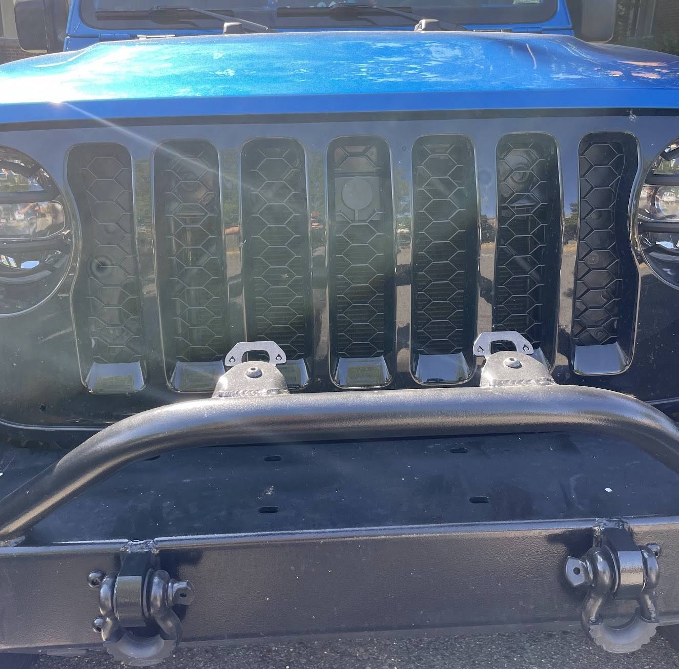Jeep Wrangler JL Diesel front grille inserts question IMG_4298