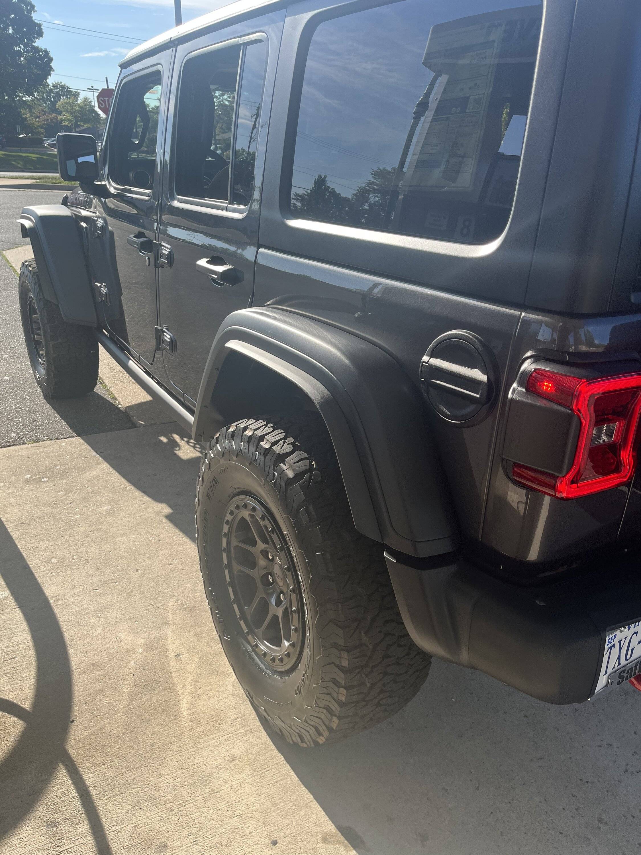 Jeep Wrangler JL 2023 Orders - Check in here 65998C7B-779A-49F9-8B7D-8124032D82B1