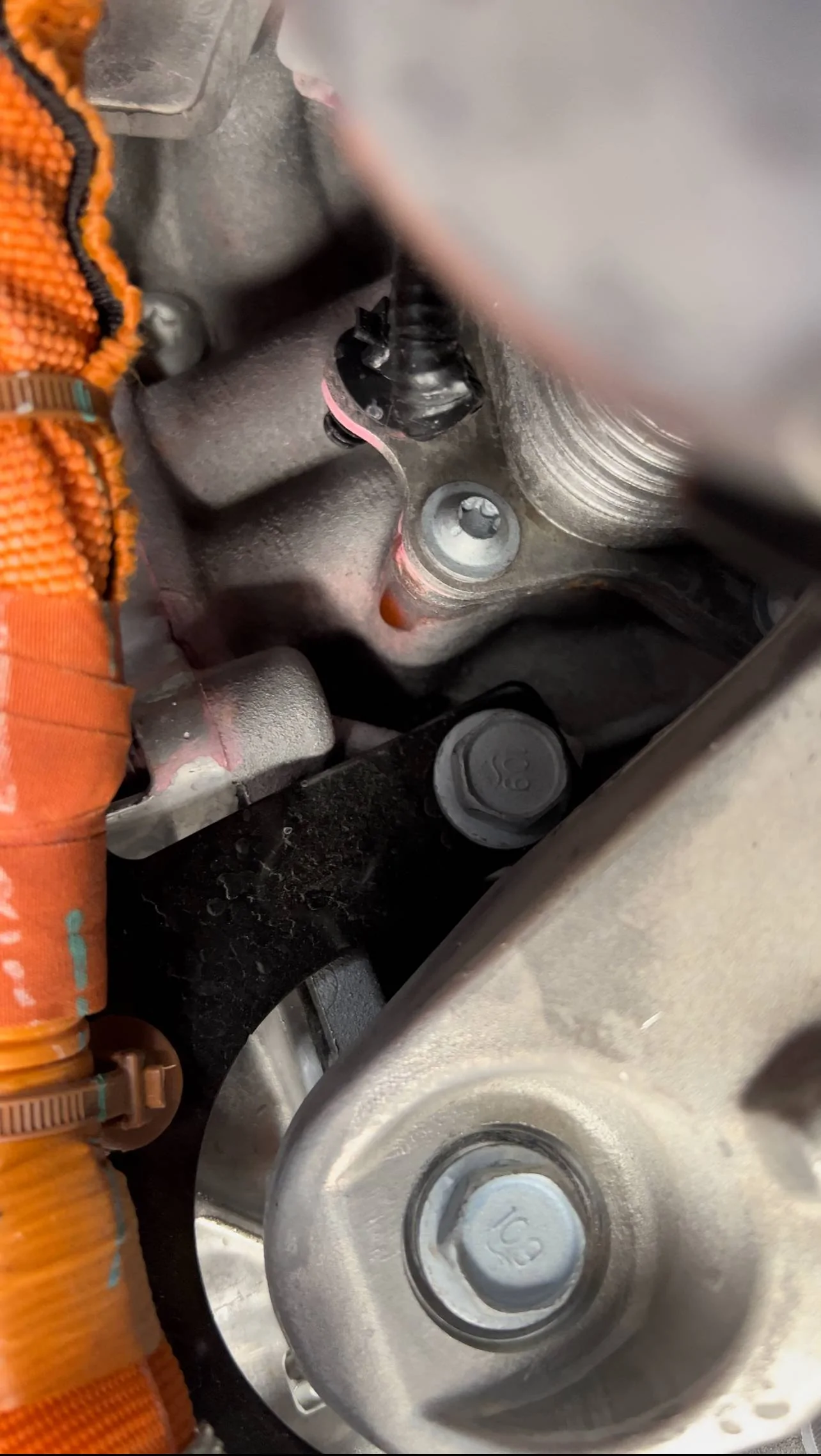 Jeep Wrangler JL 2022 w/6k Miles Leaking Coolant IMG-4015