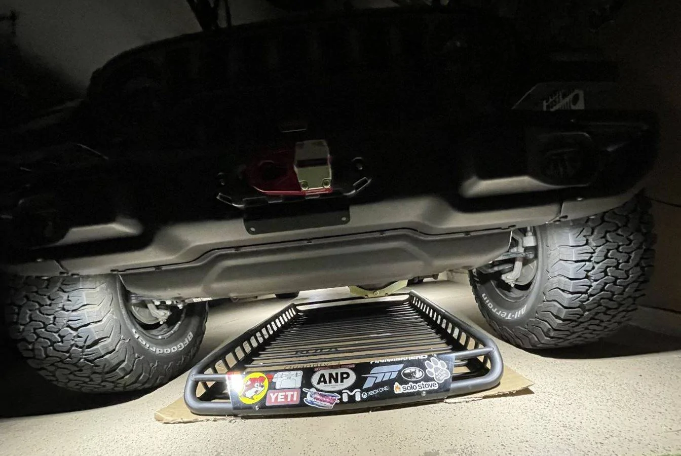 Jeep Wrangler JL Need help with rock light location kc9
