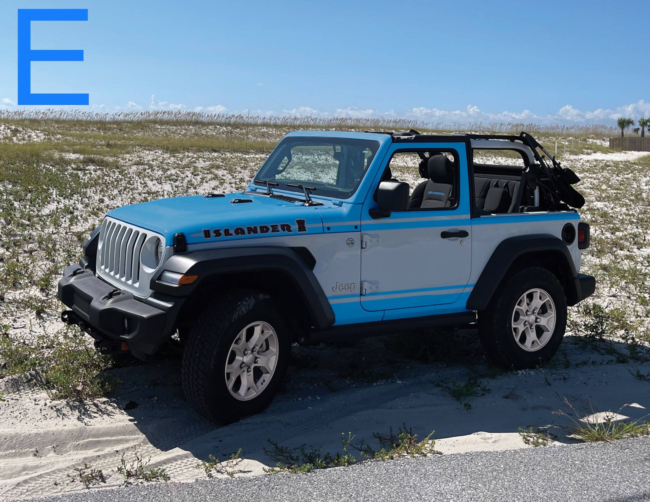 Jeep Wrangler JL Which 2 tone do you like best? CB1A27FF-8A77-43D6-985B-545752CB30F0