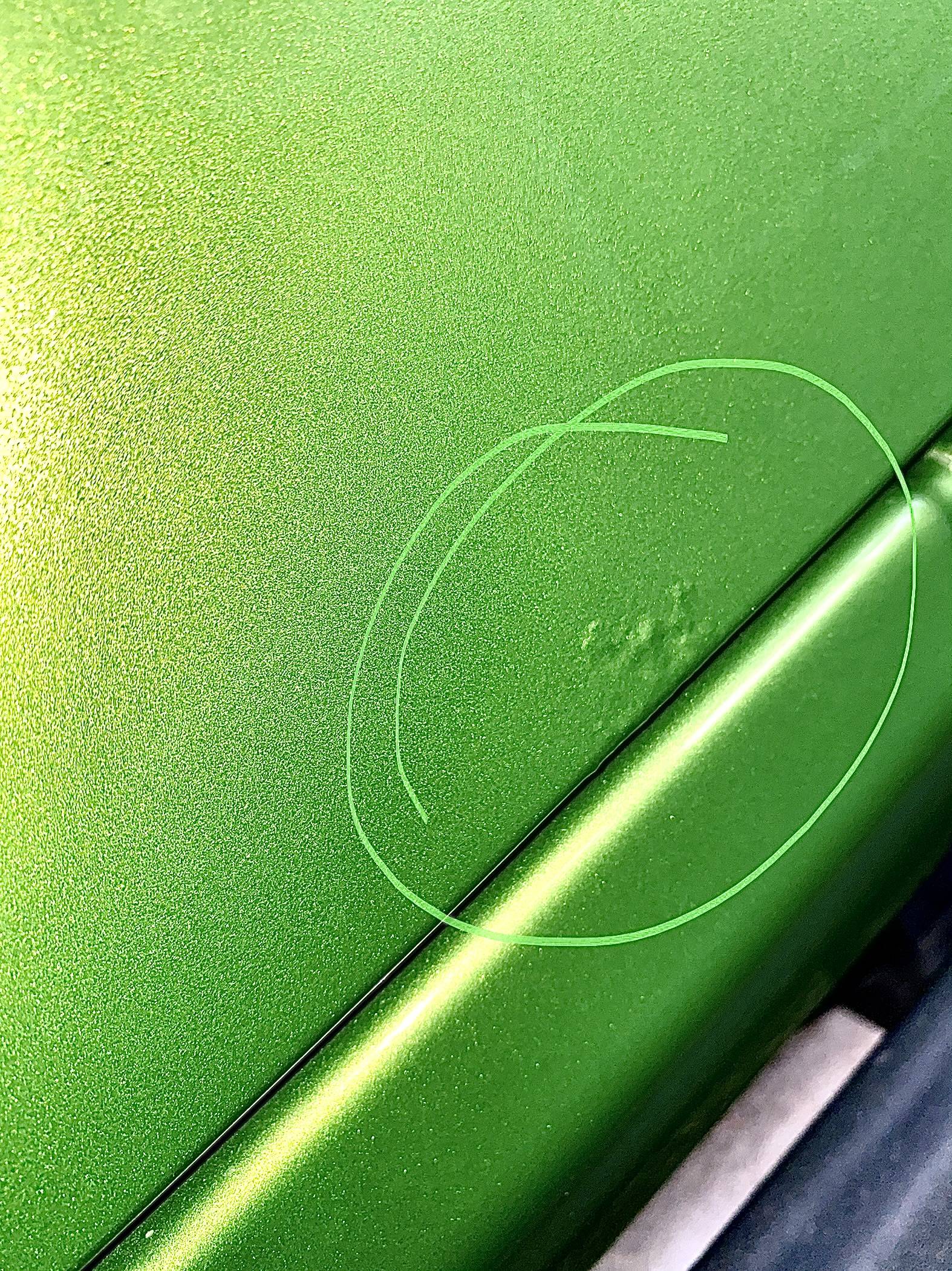 Jeep Wrangler JL Poll: Bubbles in Paint?? bottomof Door