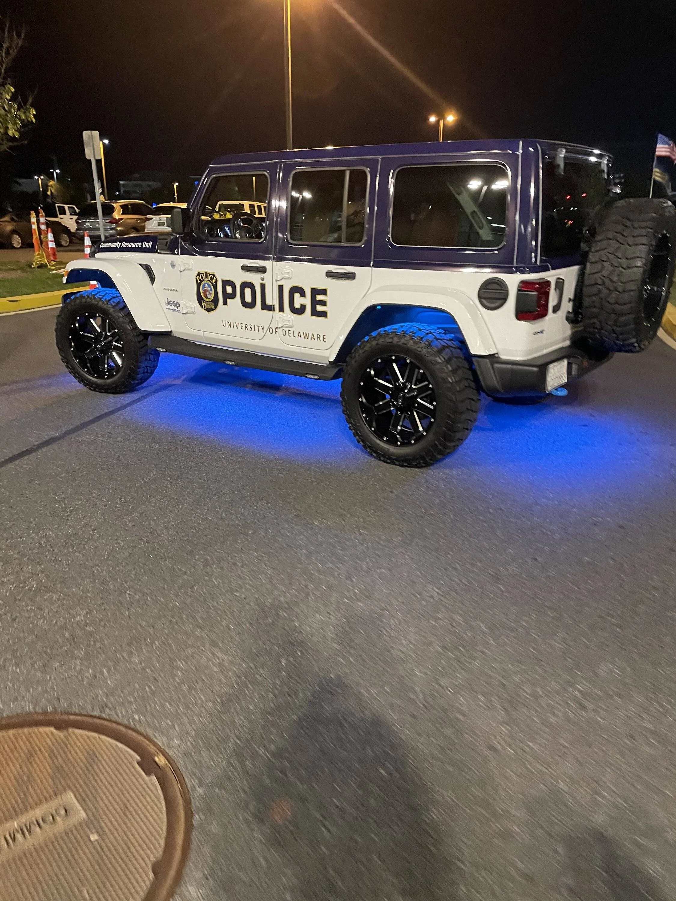 Jeep Wrangler JL Police Jeep 5CFBAF44-5658-46C0-A7DA-C5405A595391