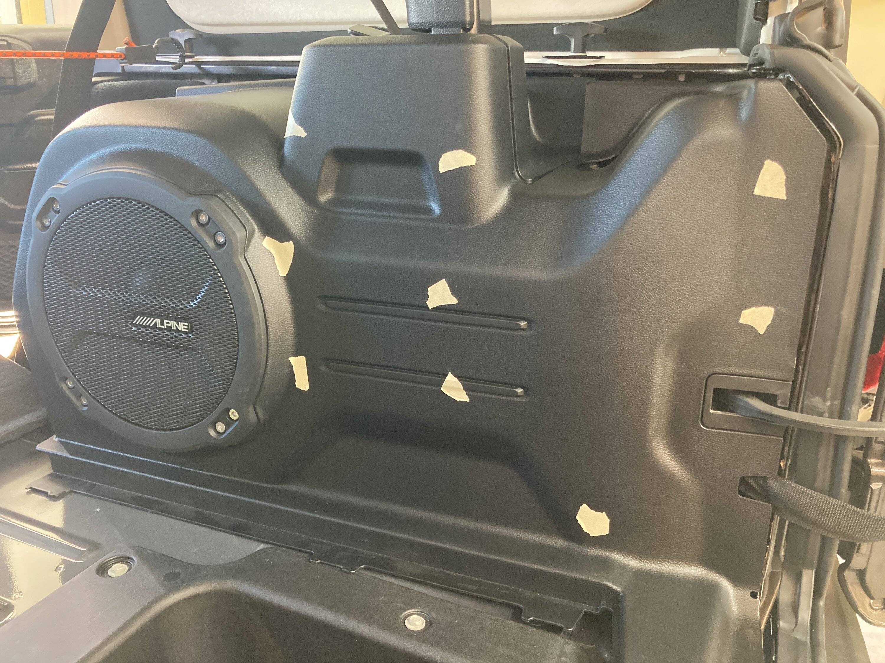 Jeep Wrangler JL Wiring Tailgate Items to Electrical Sources IMG_8089.JPG