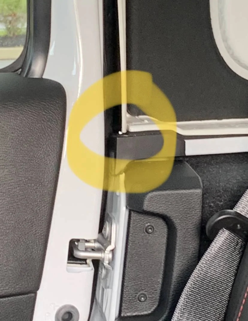 Jeep Wrangler JL Touchless carwash leaks - normal? IMG-0647
