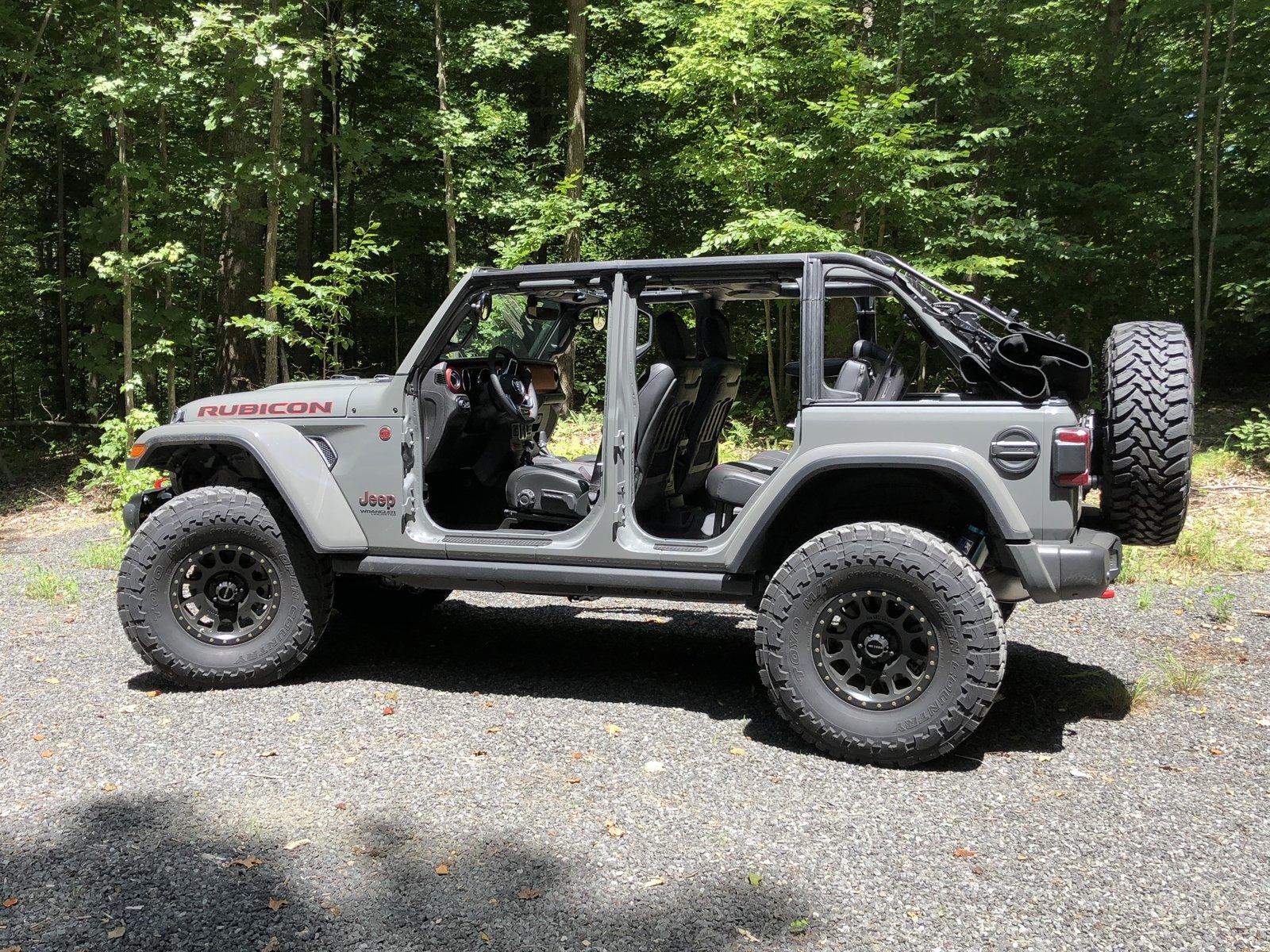 Jeep Wrangler JL Sting Gray Owners w/ aftermarket wheels please post pics E7F03989-4A36-441C-BF08-04E8C15F8BF4