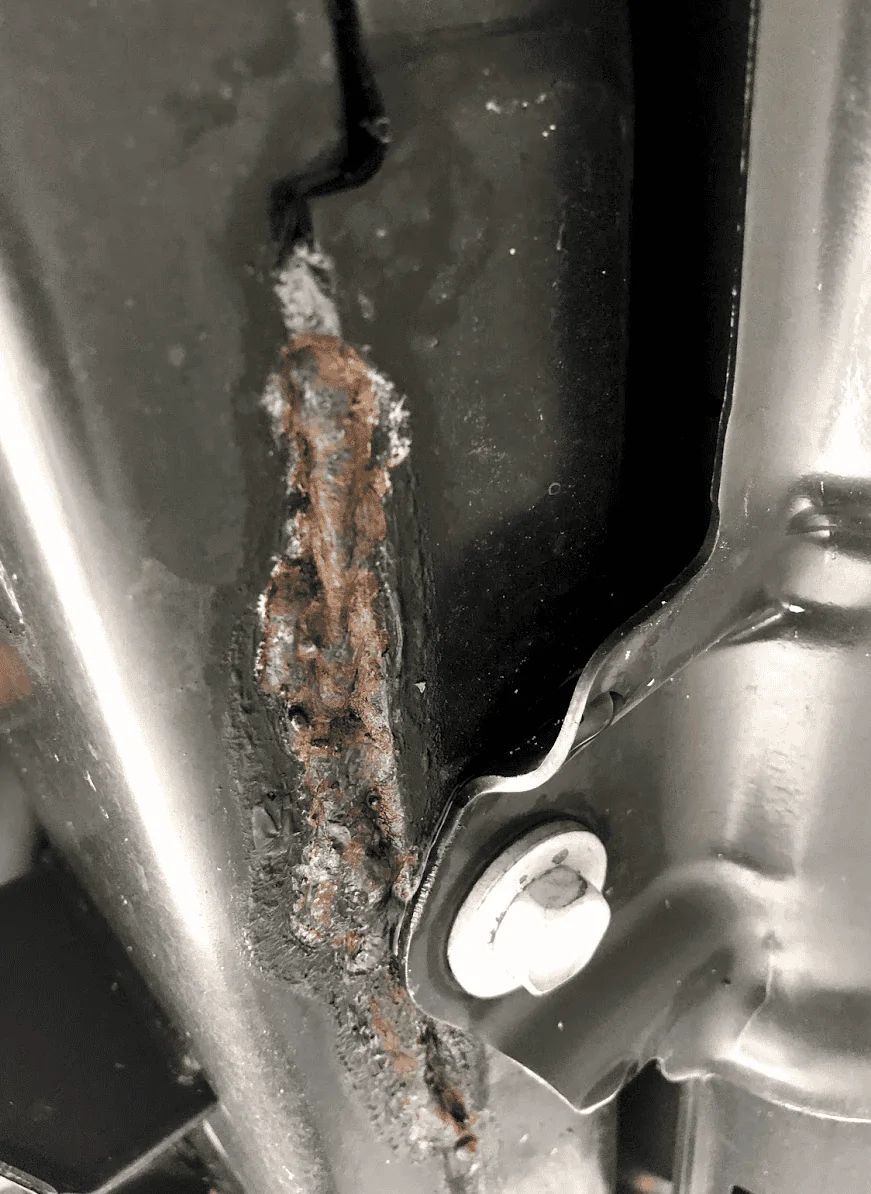 Jeep Wrangler JL Rusting welds Screen Shot 2018-07-15 at 7.49.41 PM