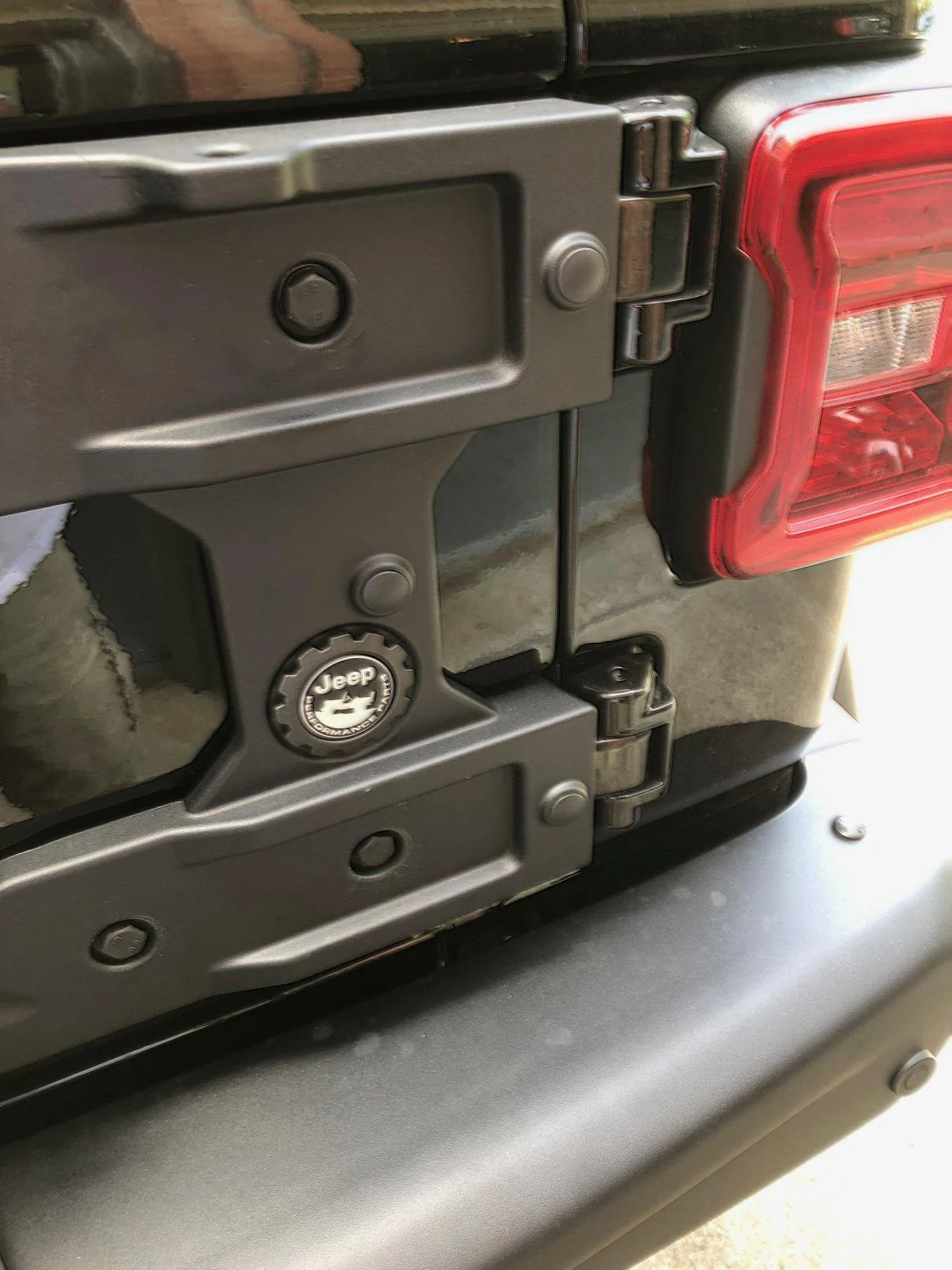 Jeep Wrangler JL Stripped bolt on Mopar Hinge Reinforcement Kit - Ugh! IMG_0275