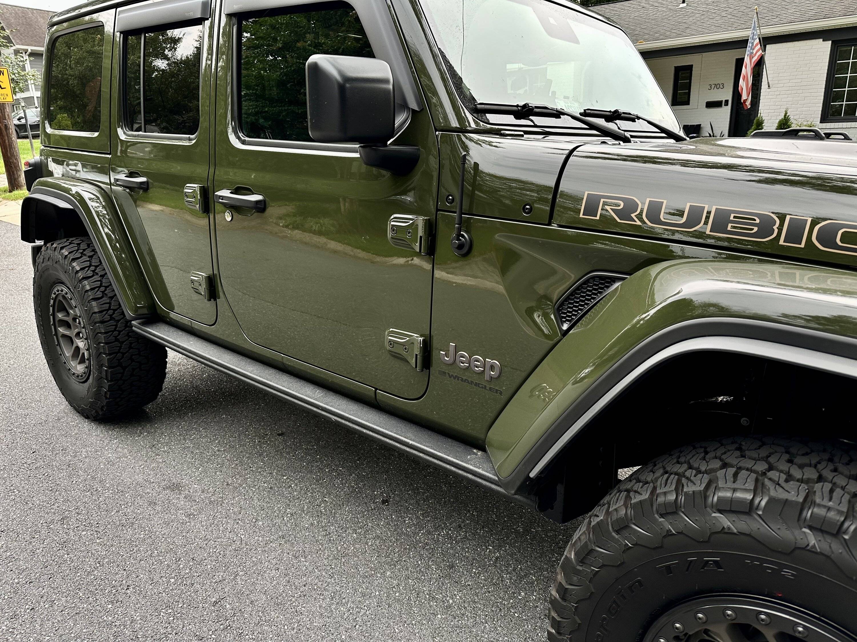 Jeep Wrangler JL Looking for side steps/rock sliders. Lets see them IMG_0156