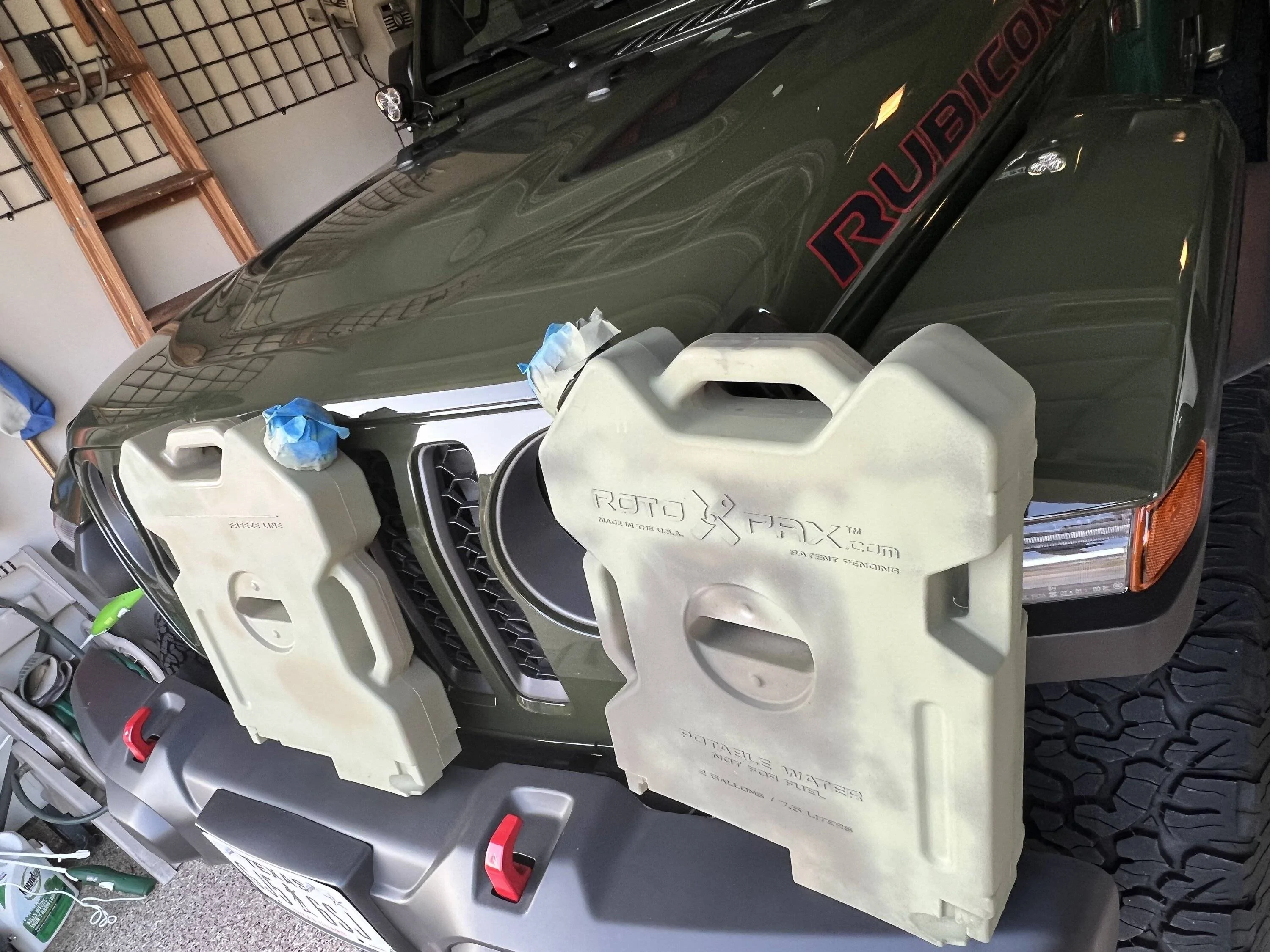 Jeep Wrangler JL Water storage idea 174BB5E9-11ED-4F15-AA37-FC87EF735655