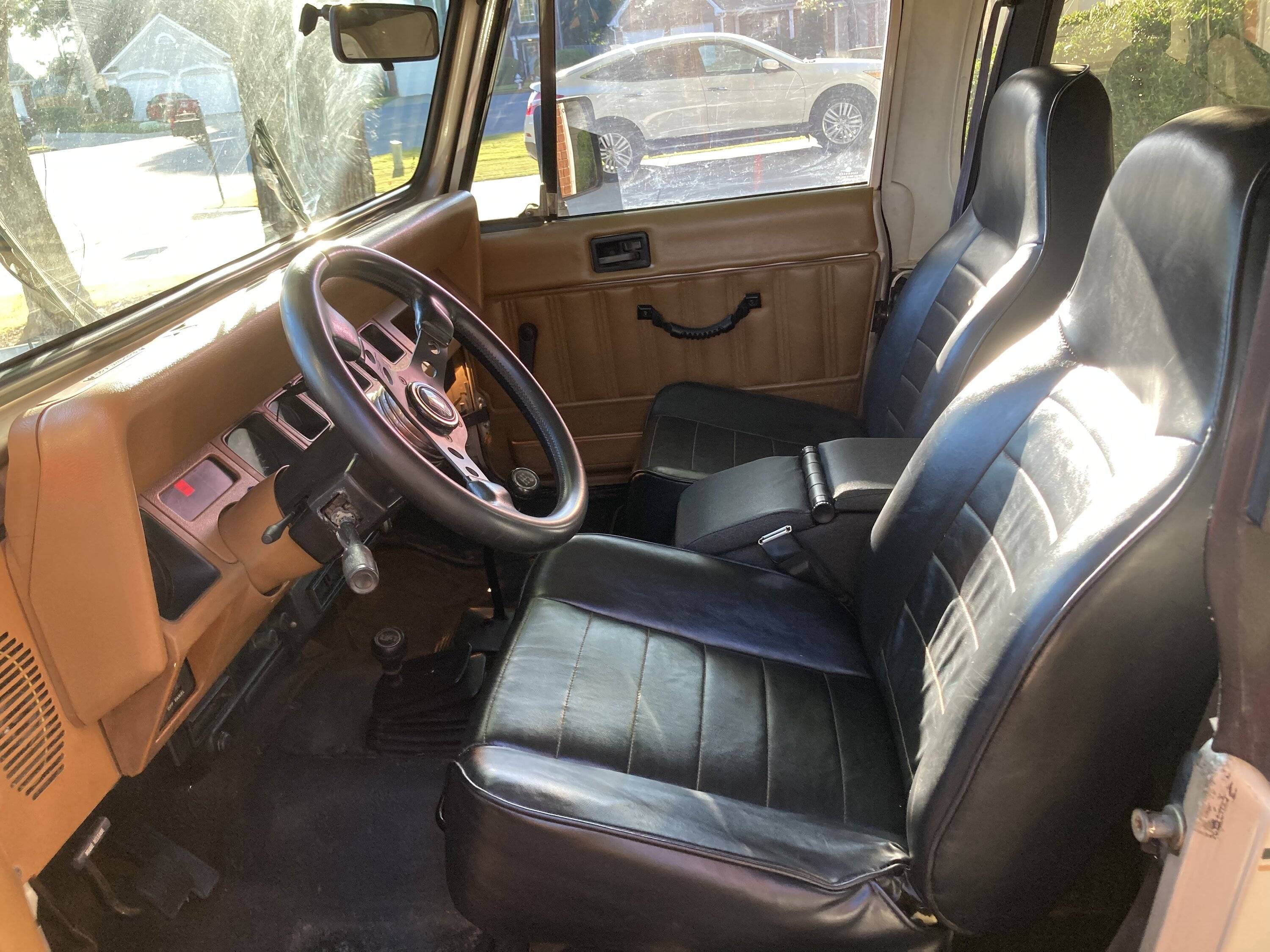 Jeep Wrangler JL YJ 1995 Inquiry 688484DB-4CF9-4323-AAA2-3B0E1C552E4C