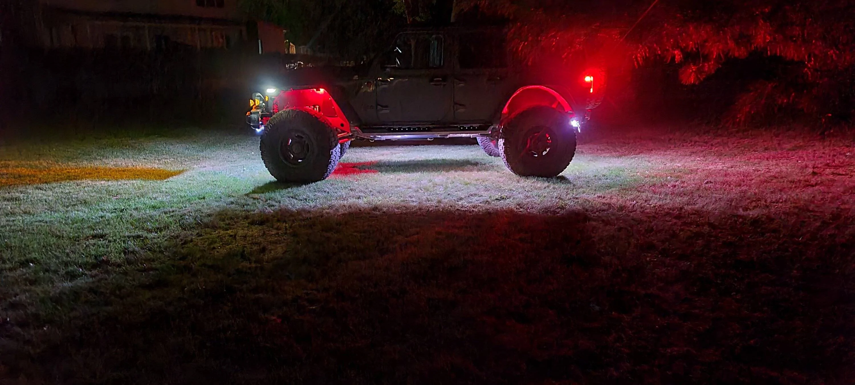 Jeep Wrangler JL Need help with rock light location 20220924_232901