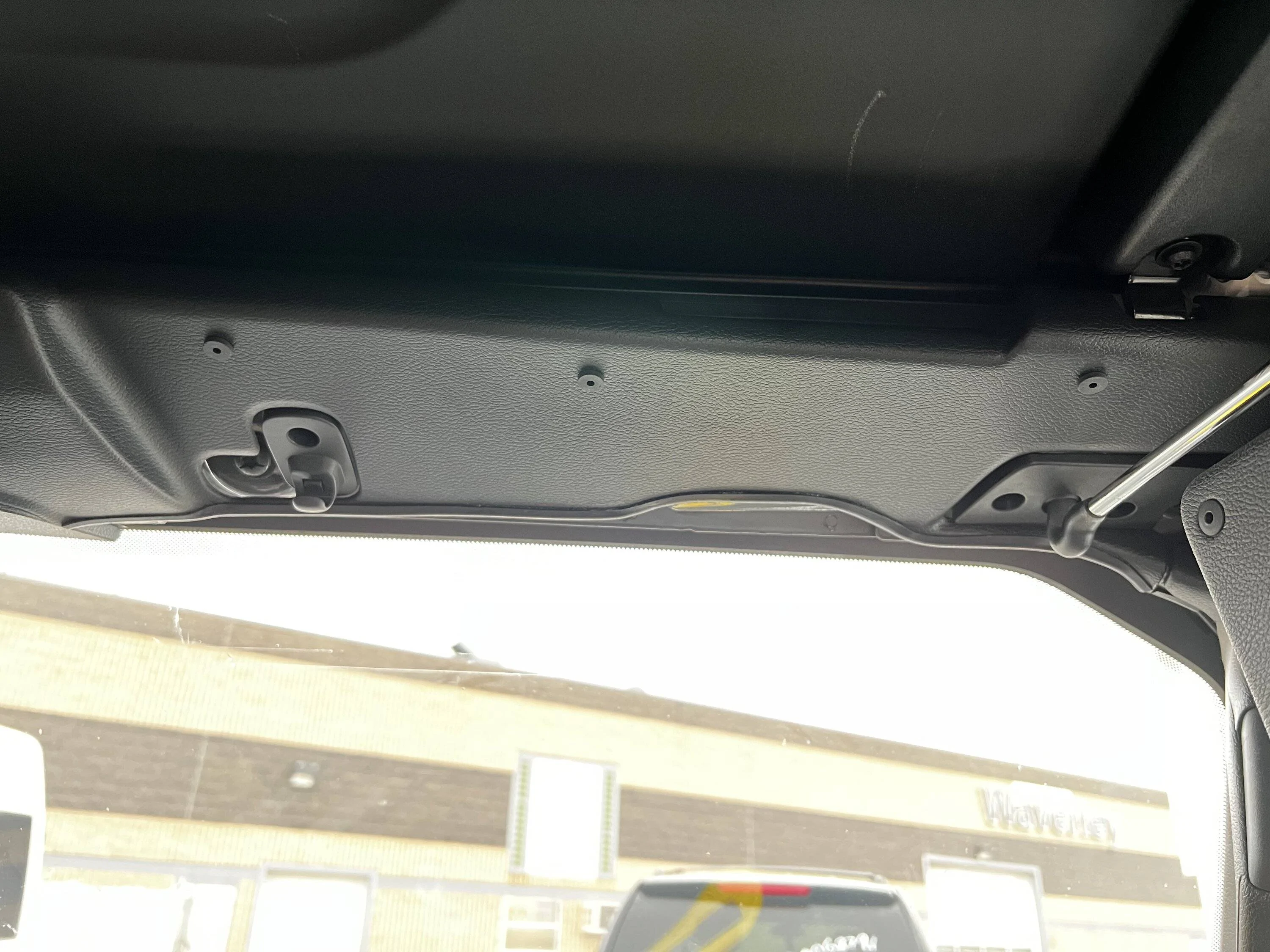 Jeep Wrangler JL Quadratec Stealth Light Bar with Sky One Touch 02797995-2AAD-48B2-8AE3-CBDD64280FDA