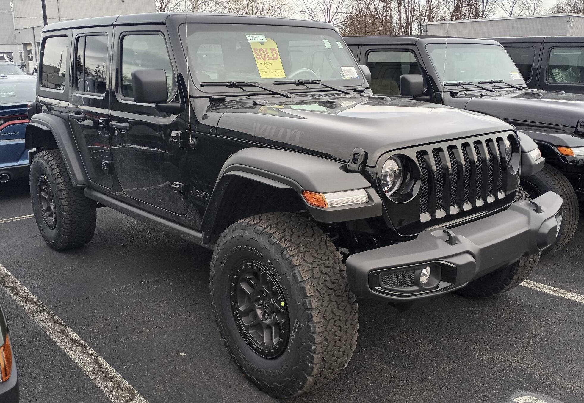Jeep Wrangler JL Willys XR Colors 7019CC58-4B9B-4A13-A3FC-10F2E5FF56FB