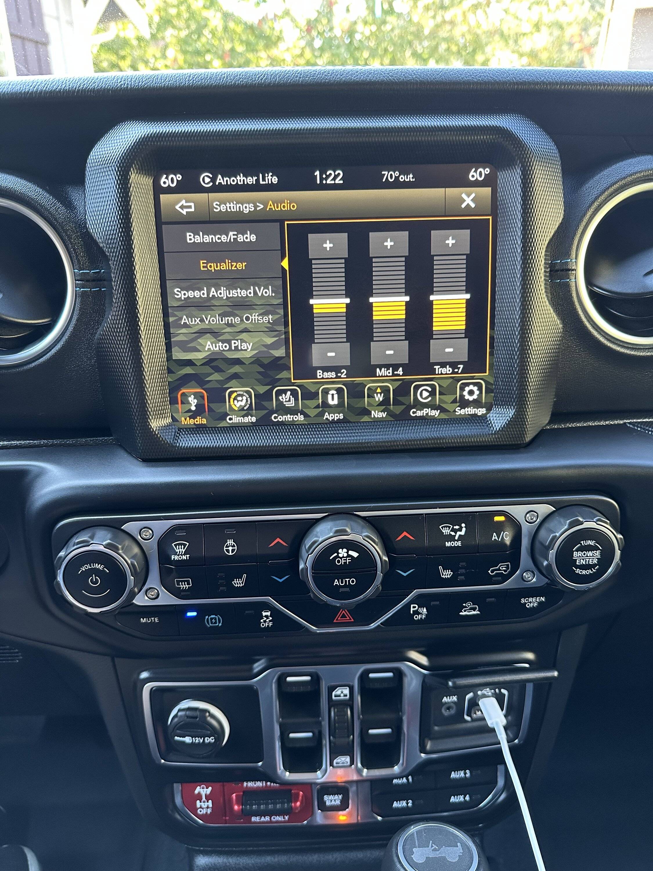 Jeep Wrangler JL Alpine speakers vs kicker DS vs Infinity Reference IMG_0156