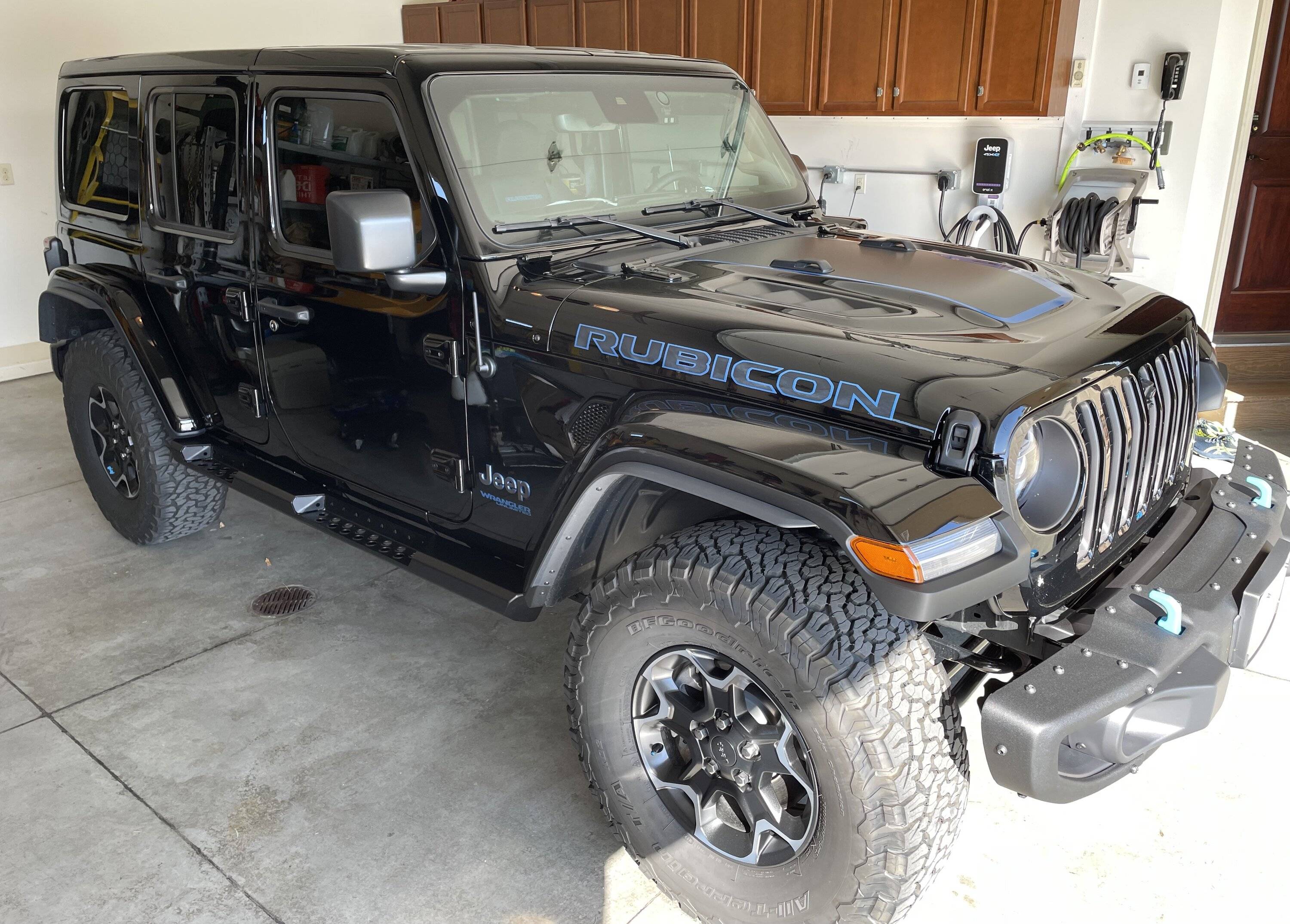 Jeep Wrangler JL Looking for side steps/rock sliders. Lets see them 7AA98675-1AC7-4AAF-BBBB-29AB9EEC88D7_1_201_a