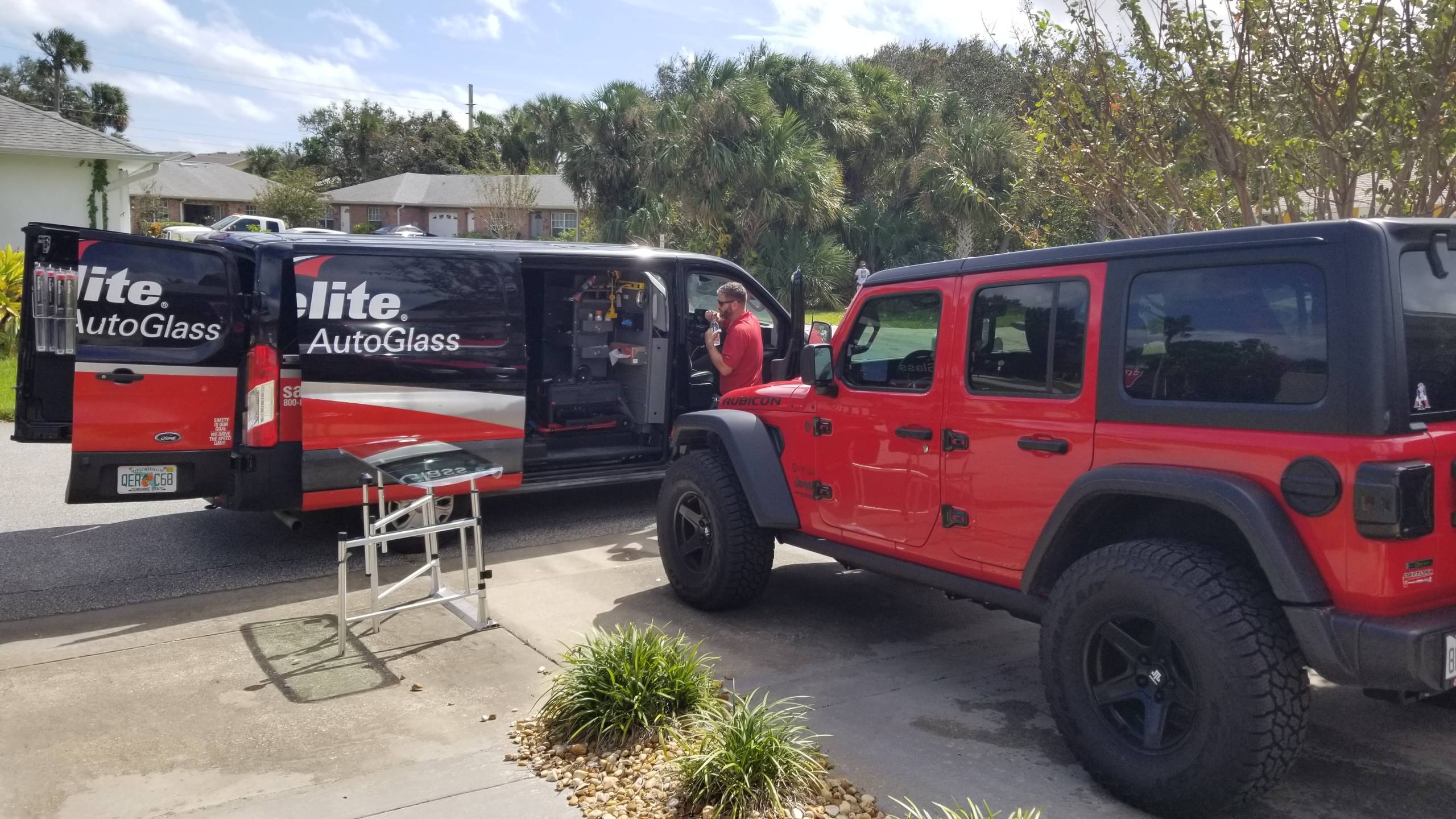 Jeep Wrangler JL 2nd Windshield Replacement/Upgraded Guerilla Glass ?? 20221004_120011