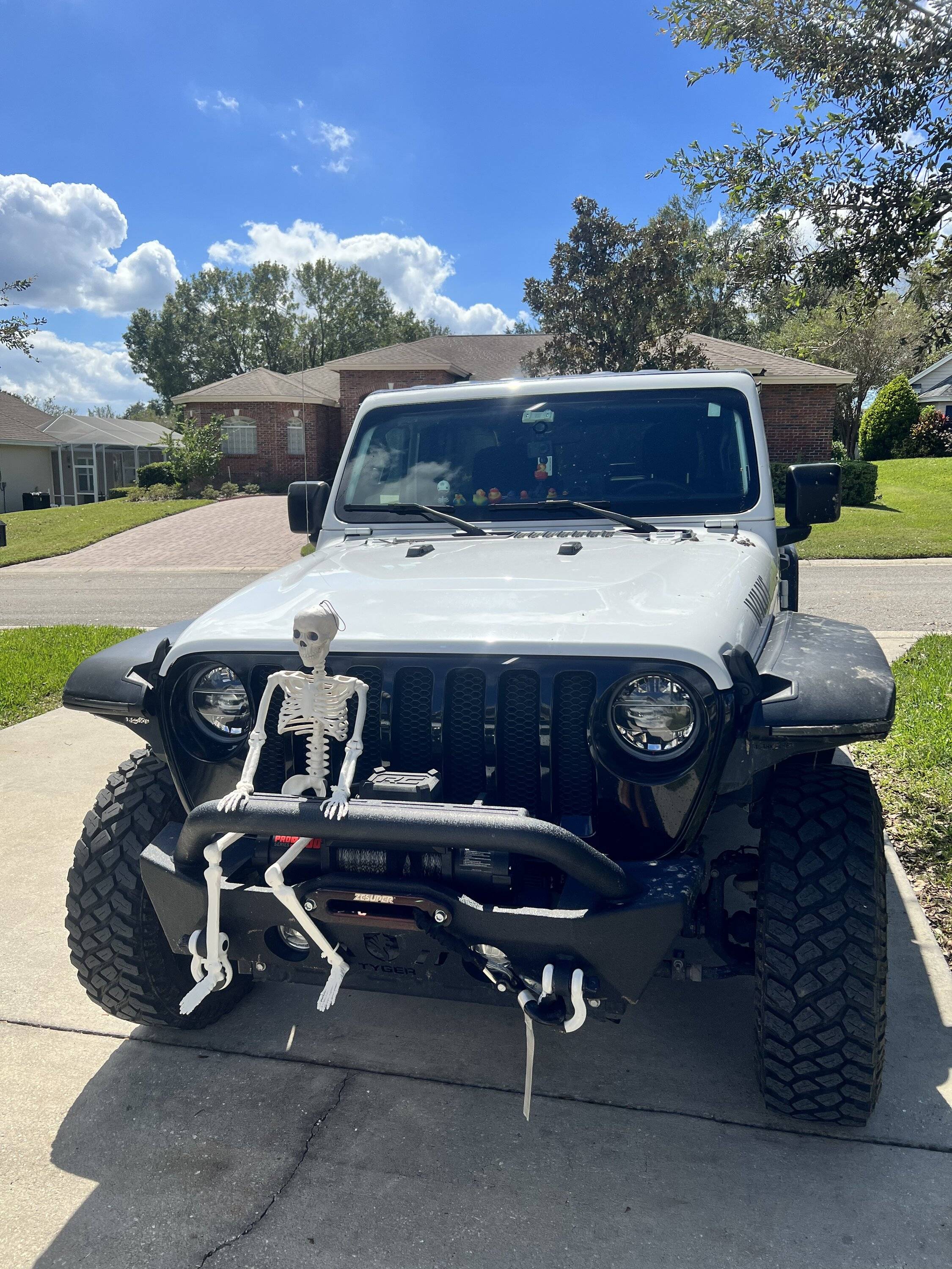 Jeep Wrangler JL 2022 Halloween Jeep Thread ? ?? F981AC86-83CF-44B4-8A6D-8940ED846705