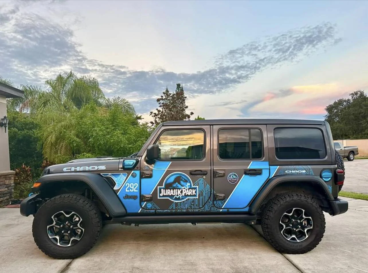 Jeep Wrangler JL Jeep Graphic Studio A82B8F26-F1B6-4C57-B932-1C5E69777F47