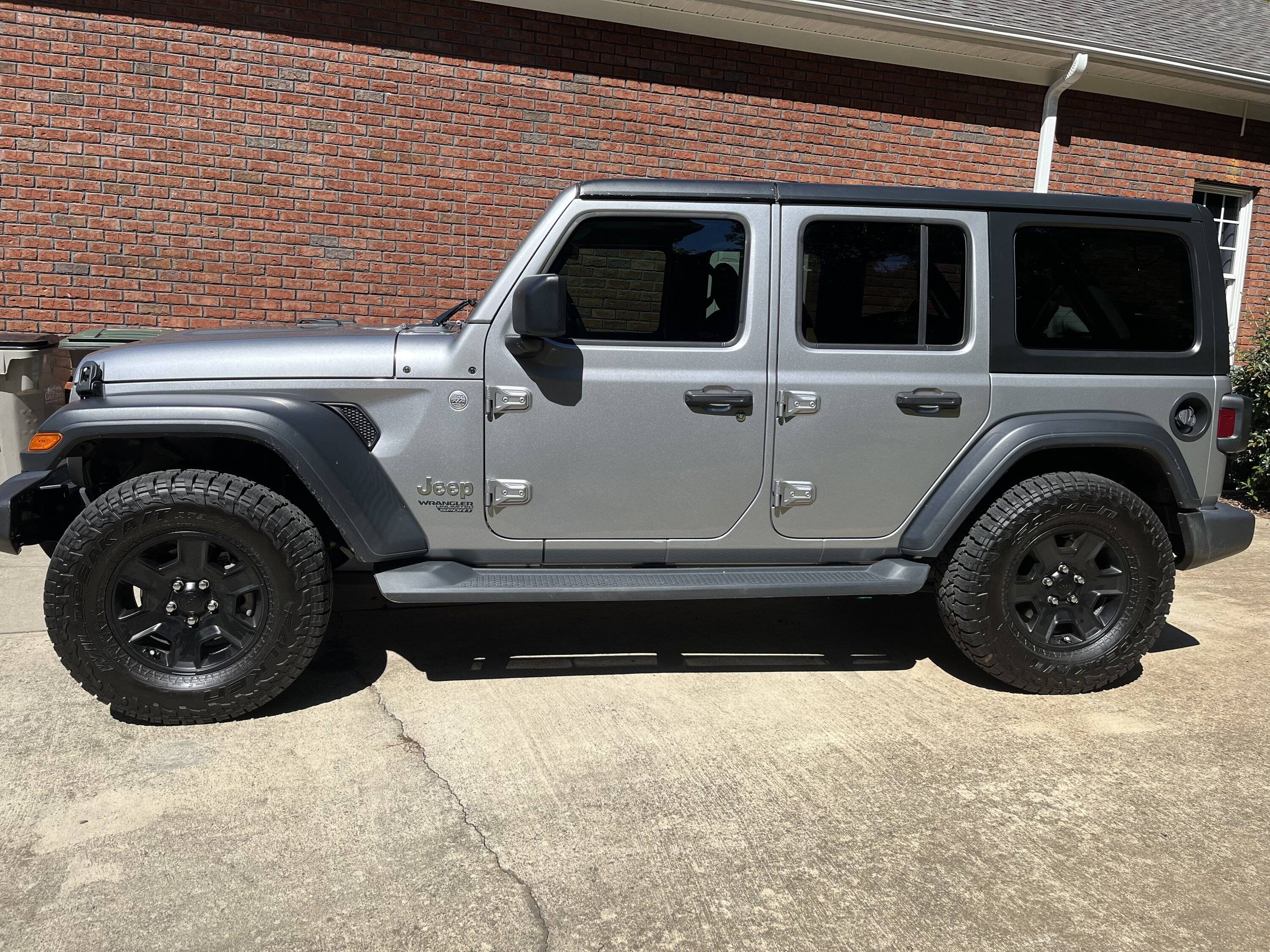 Jeep Wrangler JL Factory height differences E4D8F60C-C23F-4961-8036-8A8218B82B91