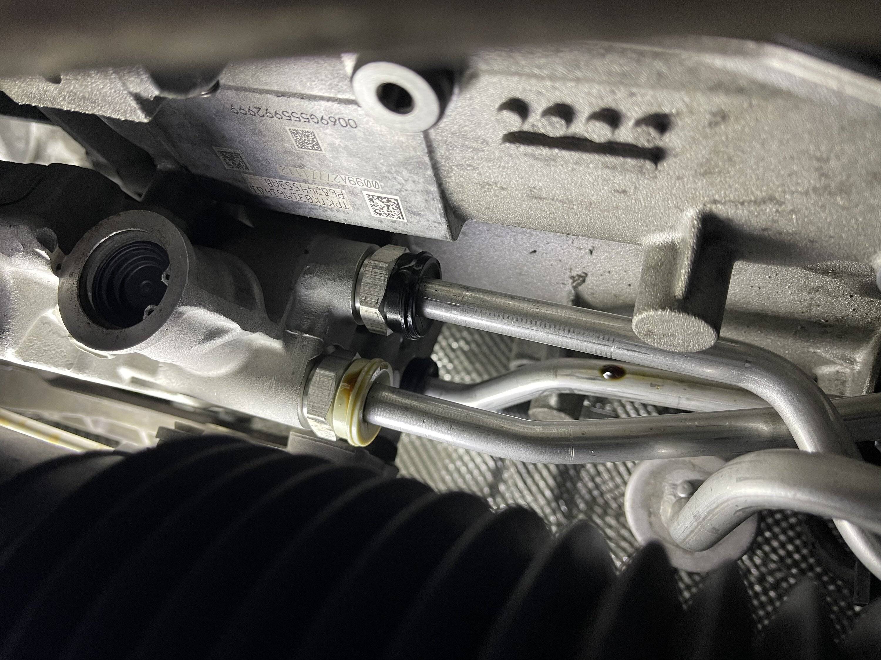 Jeep Wrangler JL Leak 3949961A-EB5B-4B90-9FAC-DAC46EE1F88B