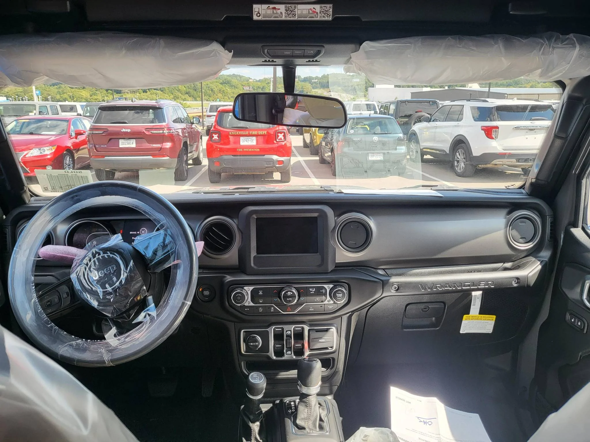 Jeep Wrangler JL 2023 JLU Sting Gray  (865_JLU) F191CA80-C283-4B69-9E76-4C764293B149