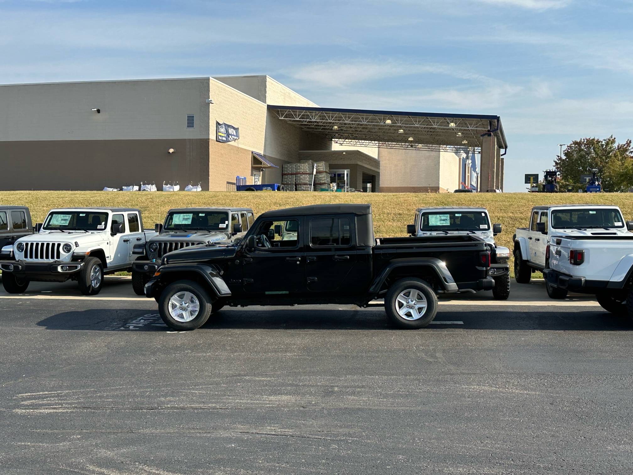 Jeep Wrangler JL 2023 Gupton Ordering, Tracking and Delivery Reports image1