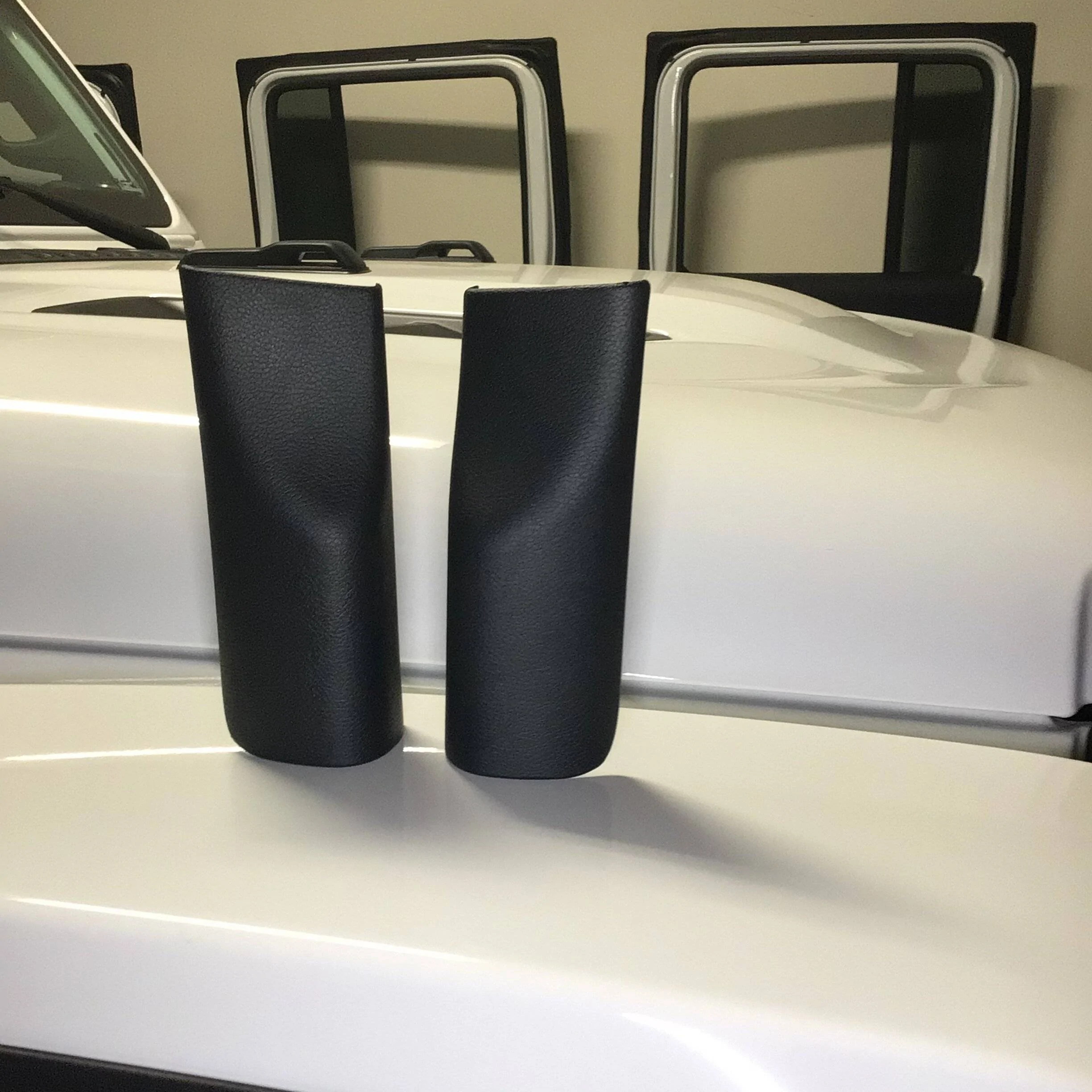 Jeep Wrangler JL Roll Bar Trim Replacement B90AF5F7-B290-472C-ADA0-D77634C13113
