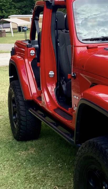 Jeep Wrangler JL Rock Slider Identification - JLU - Pics 06C87226-5A36-4DB8-9D17-3E8D99F40462