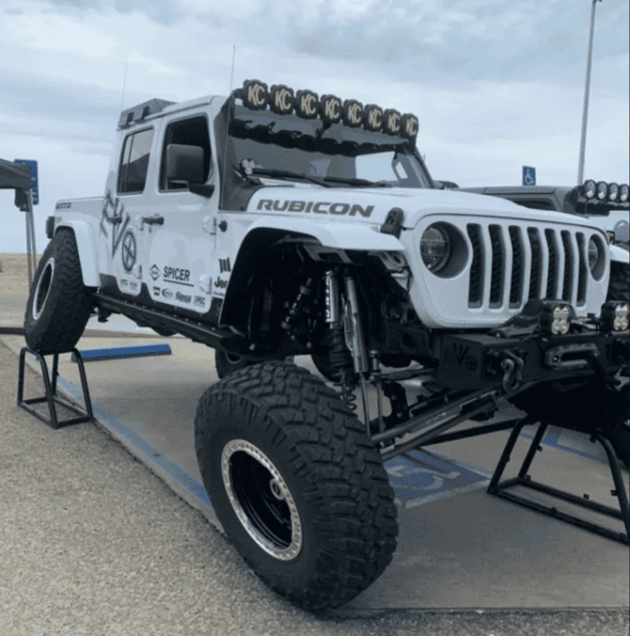 Jeep Wrangler JL Gladiator Concept 1665525044477