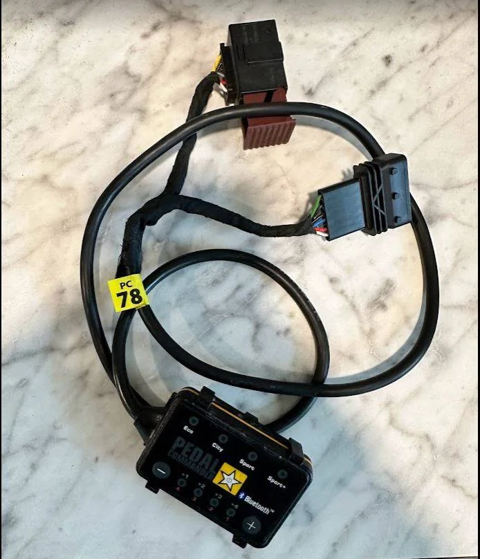 Jeep Wrangler JL Pedal Commander w/ Bluetooth Control - $150obo pedal commander