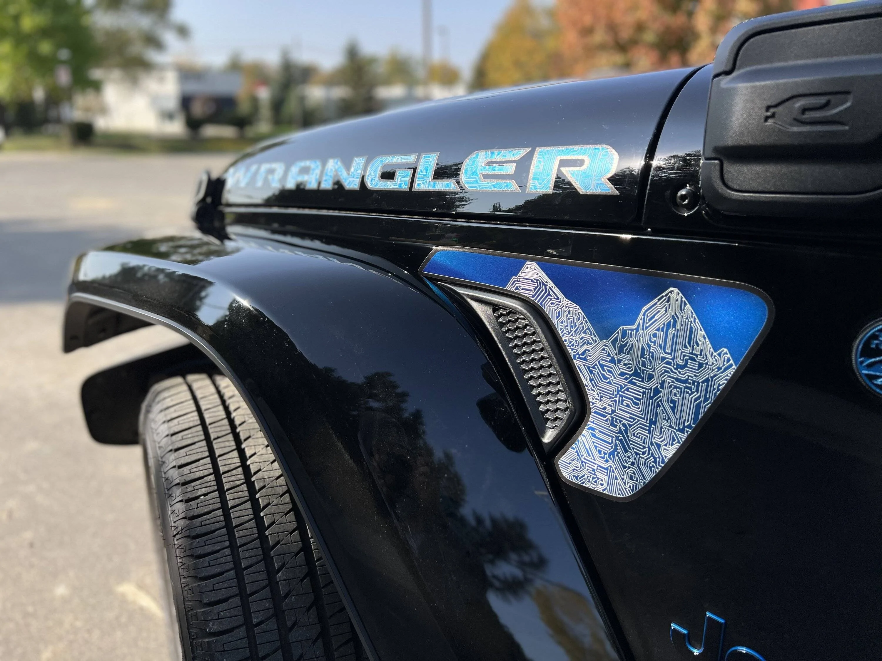 Jeep Wrangler JL Textured Circuit Mountain graphics B80AB95D-8975-498C-A2BF-A64AB4E4FCF3