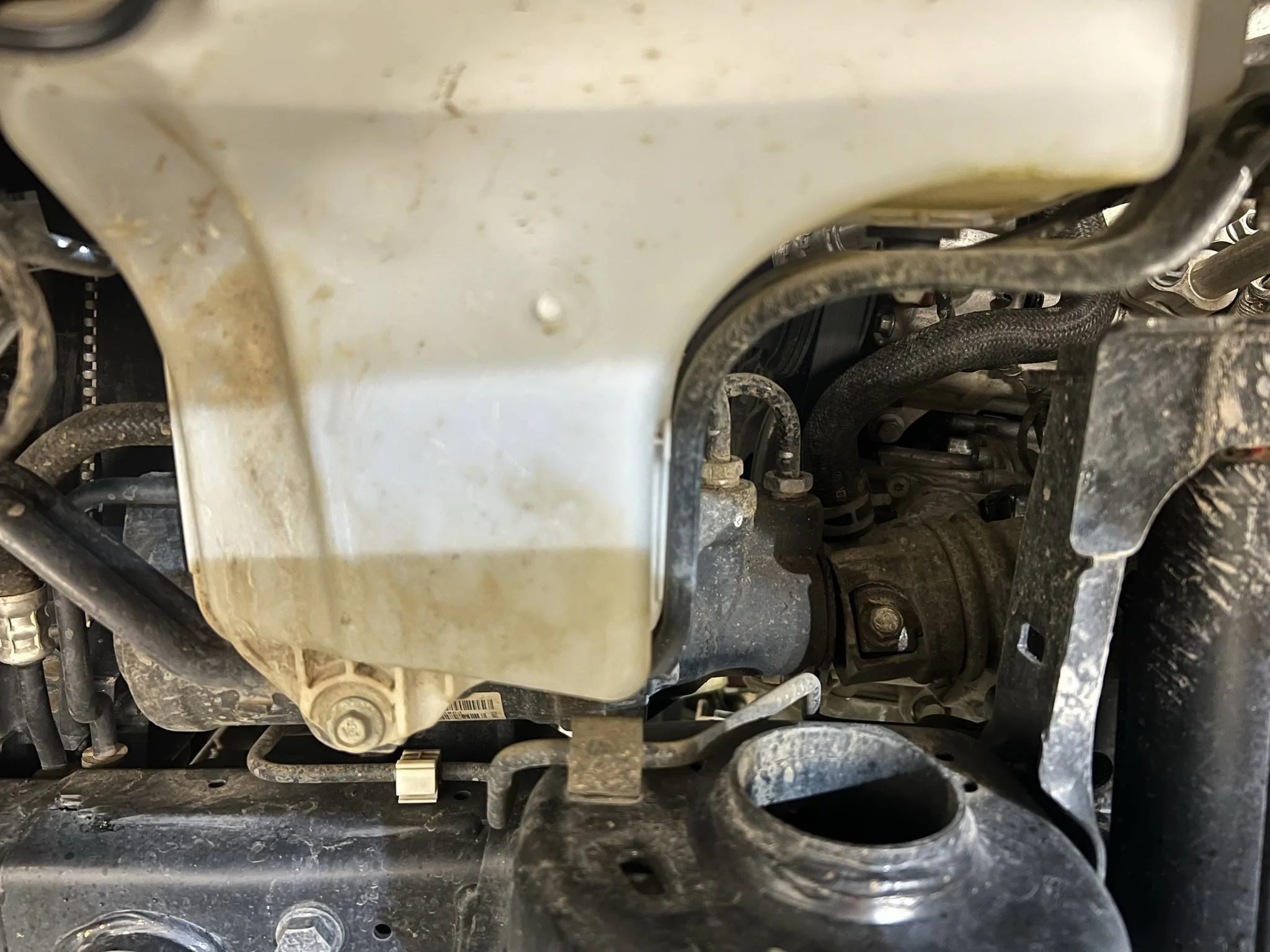 Jeep Wrangler JL Gear box leaking advice 8F141AC6-1BBA-4D79-B470-82983997785C